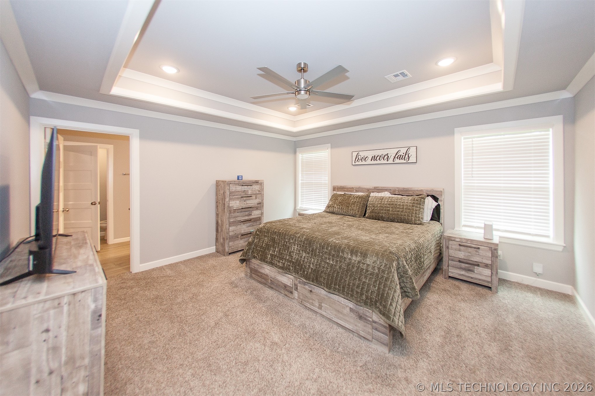 2429 W Union Street Property Photo 26