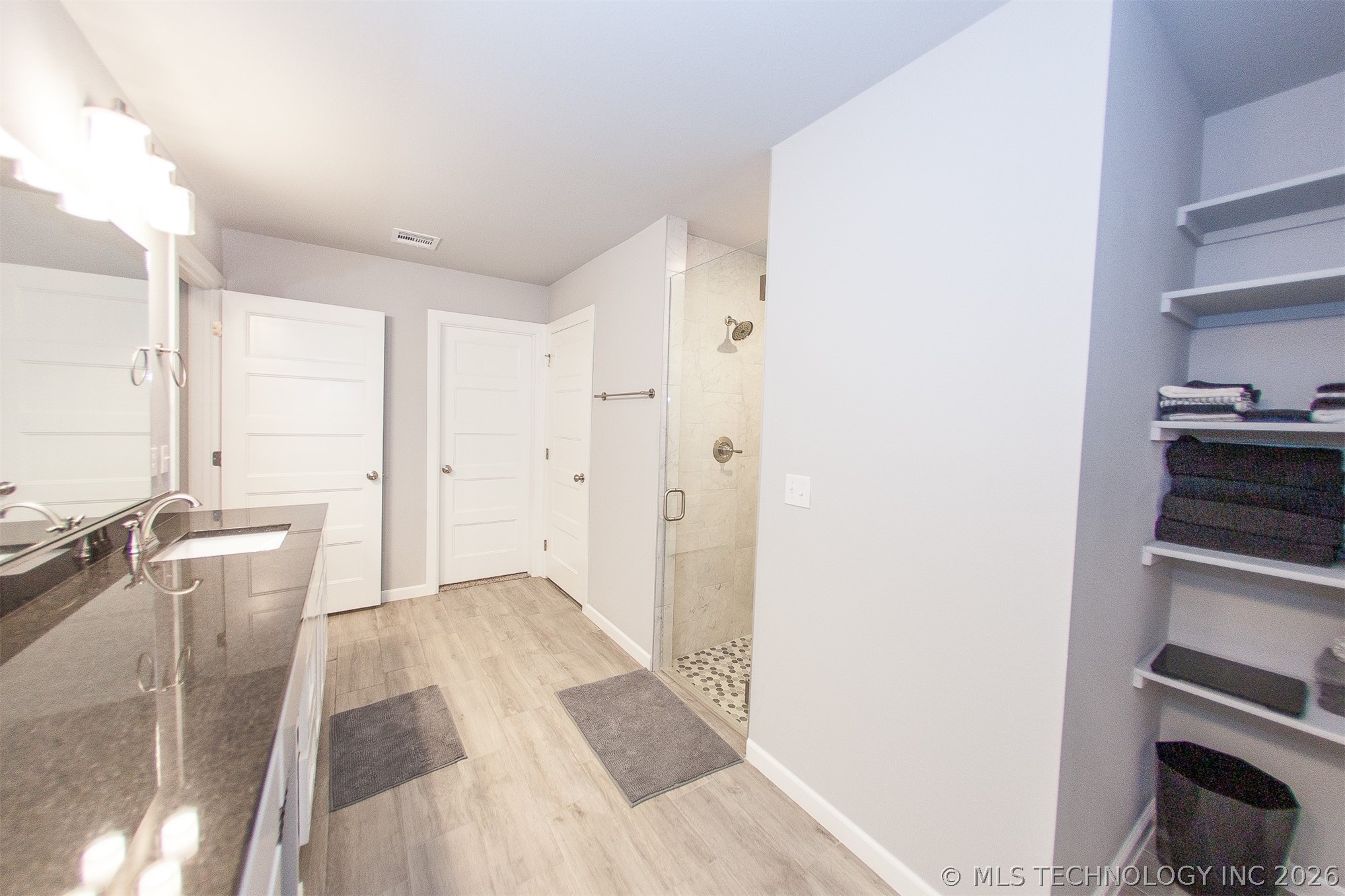 2429 W Union Street Property Photo 29