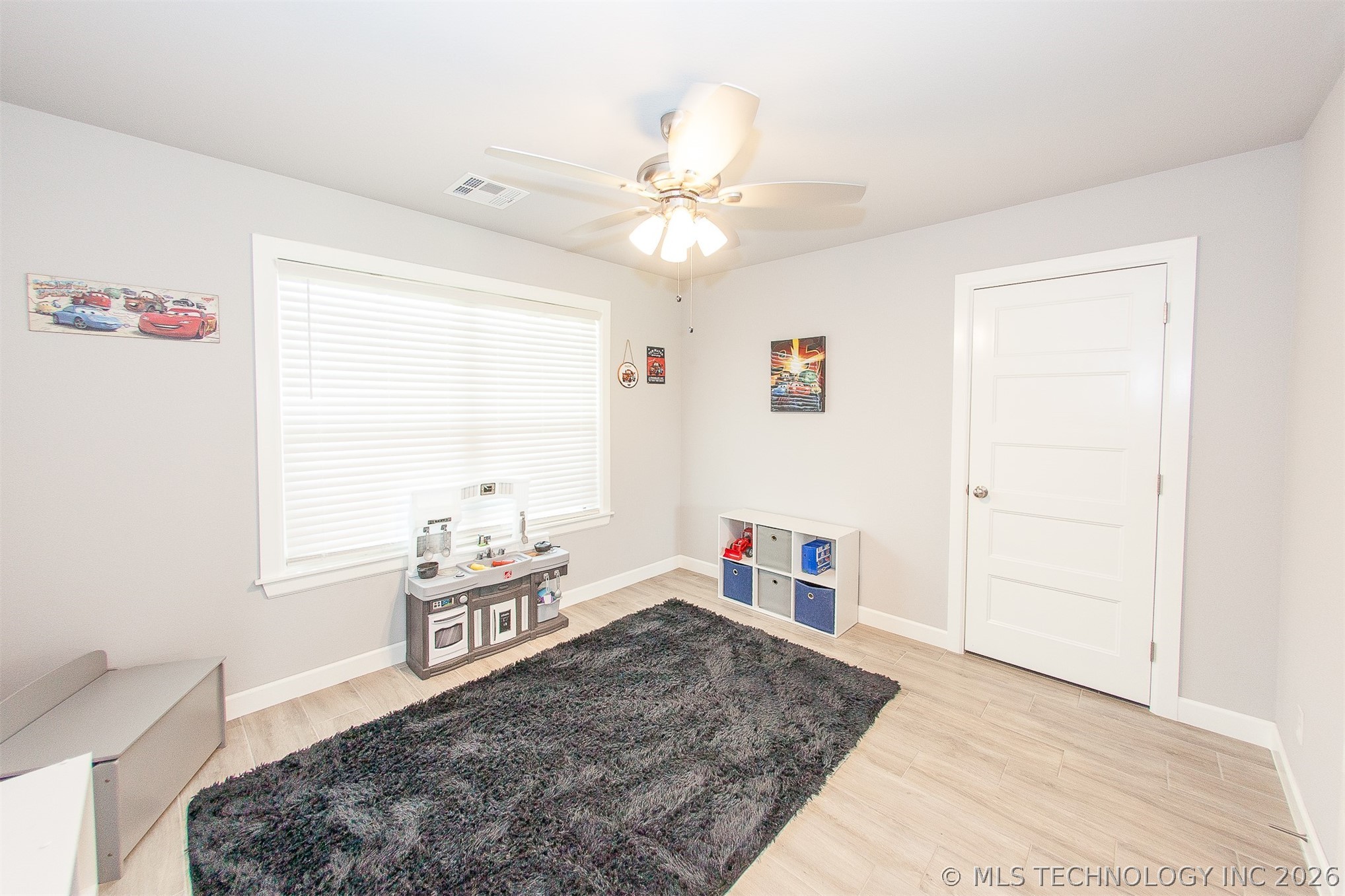 2429 W Union Street Property Photo 33