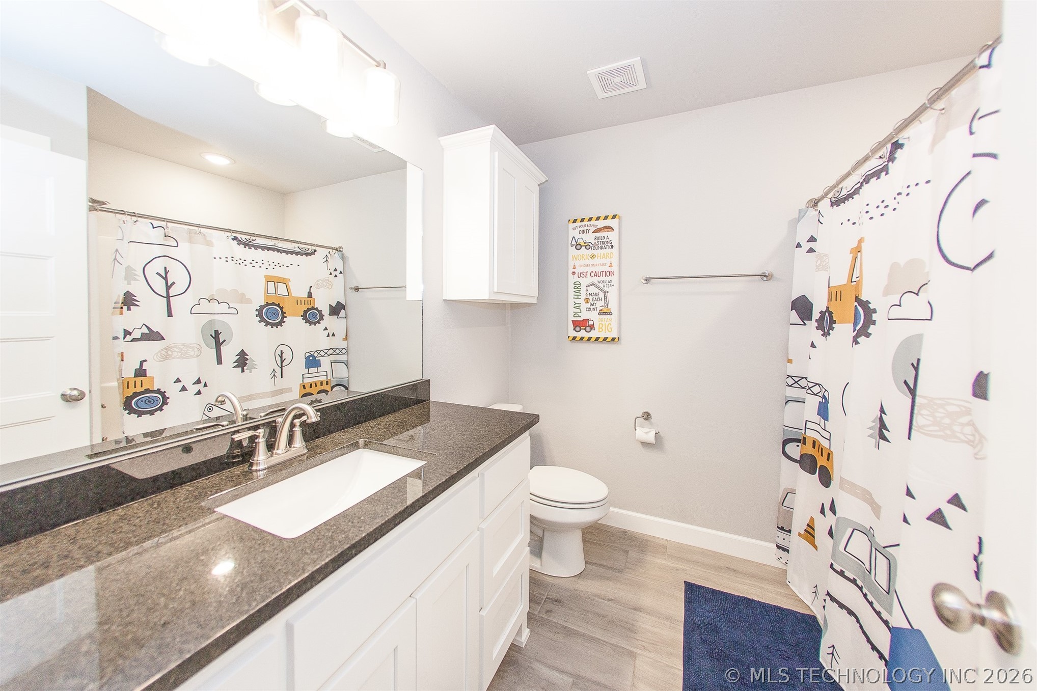 2429 W Union Street Property Photo 37