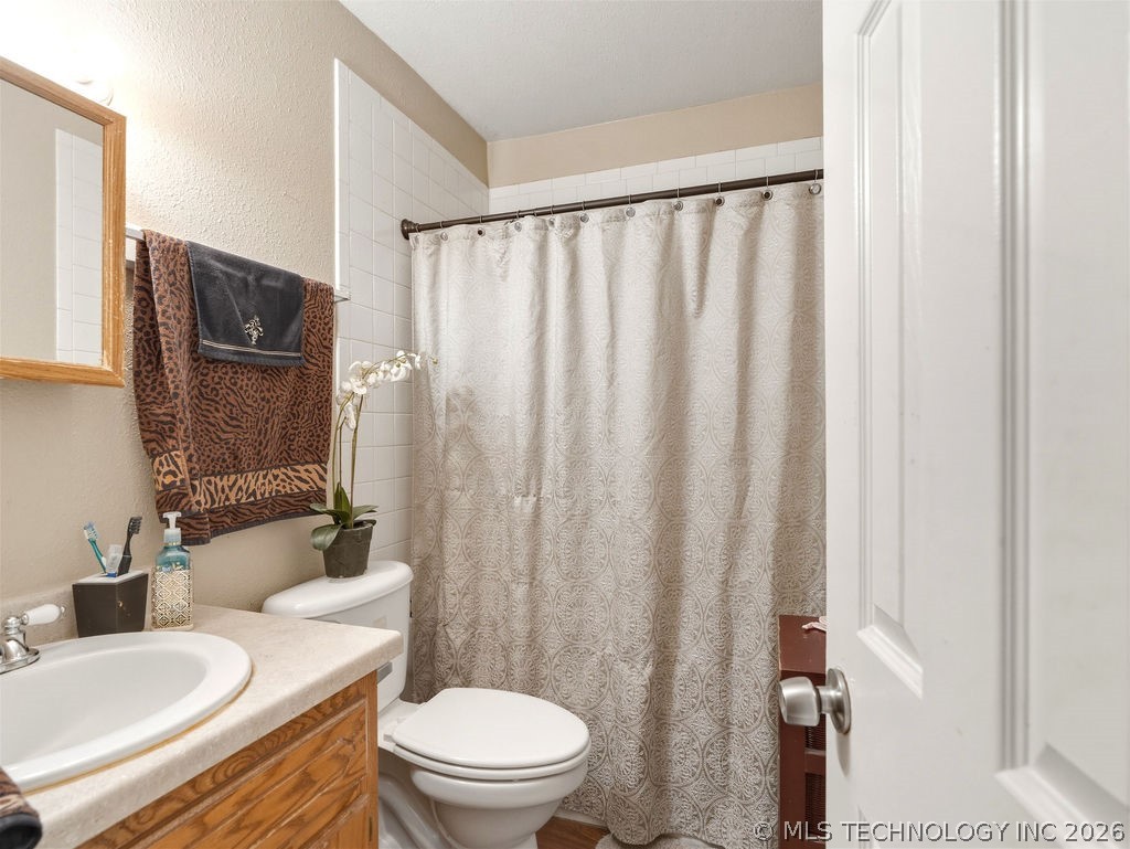 901 S Johnston Street Property Photo 12