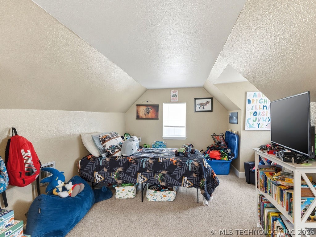 901 S Johnston Street Property Photo 17