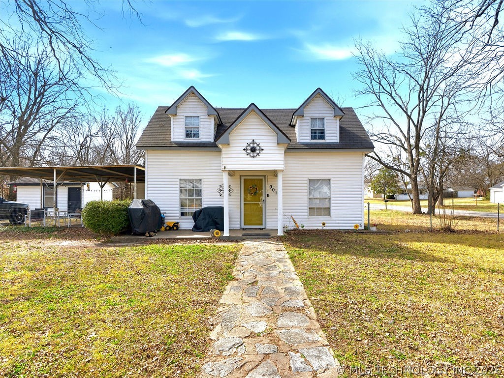 901 S Johnston Street Property Photo 32