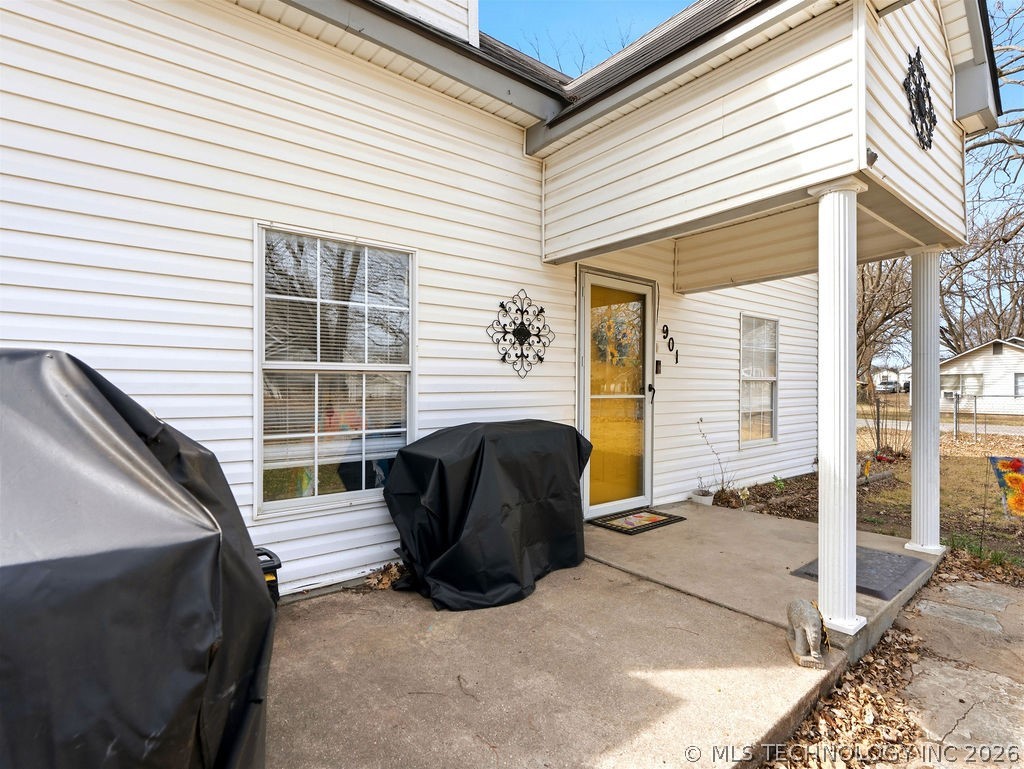901 S Johnston Street Property Photo 33
