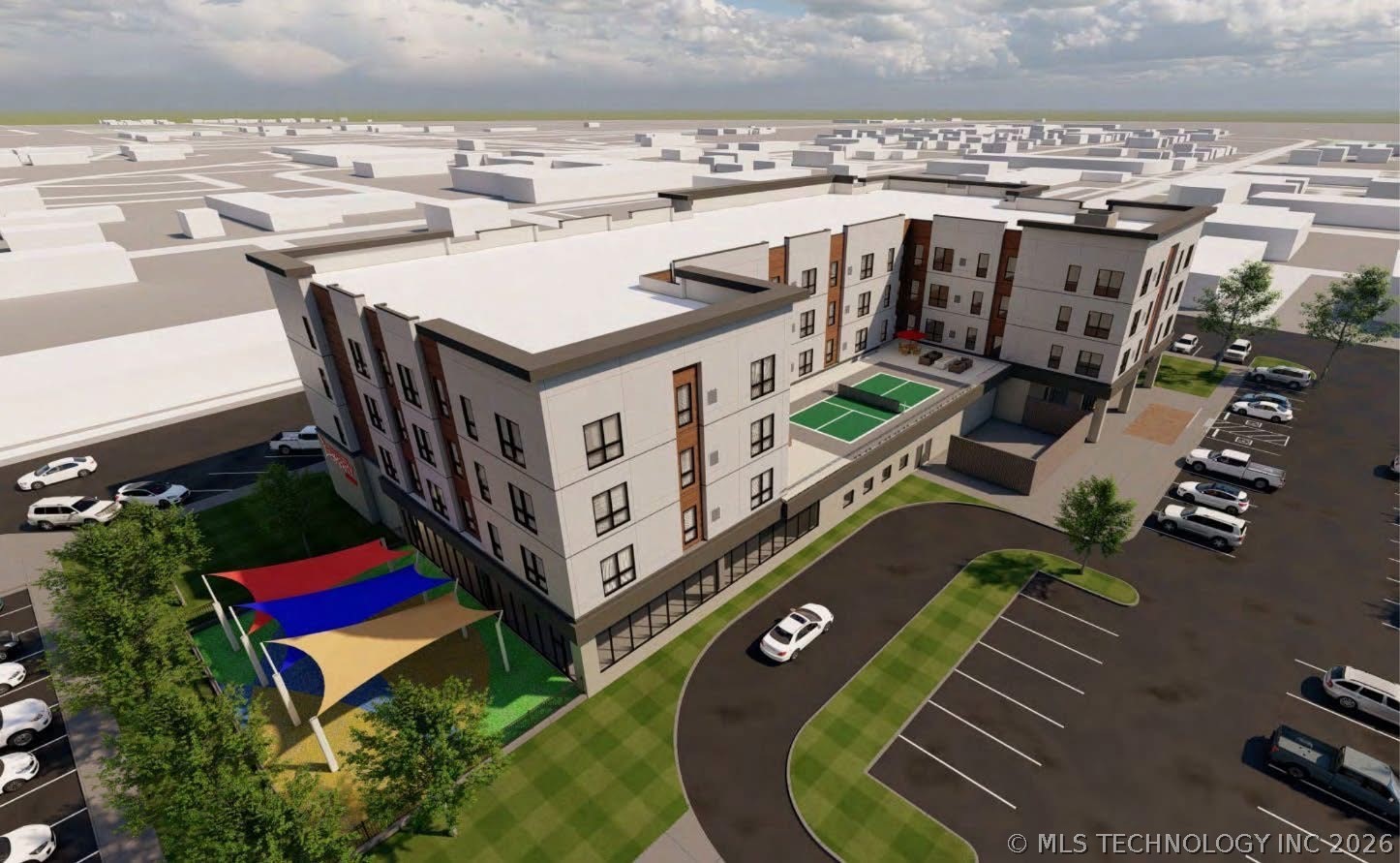 204 W 2nd Street Property Photo 9