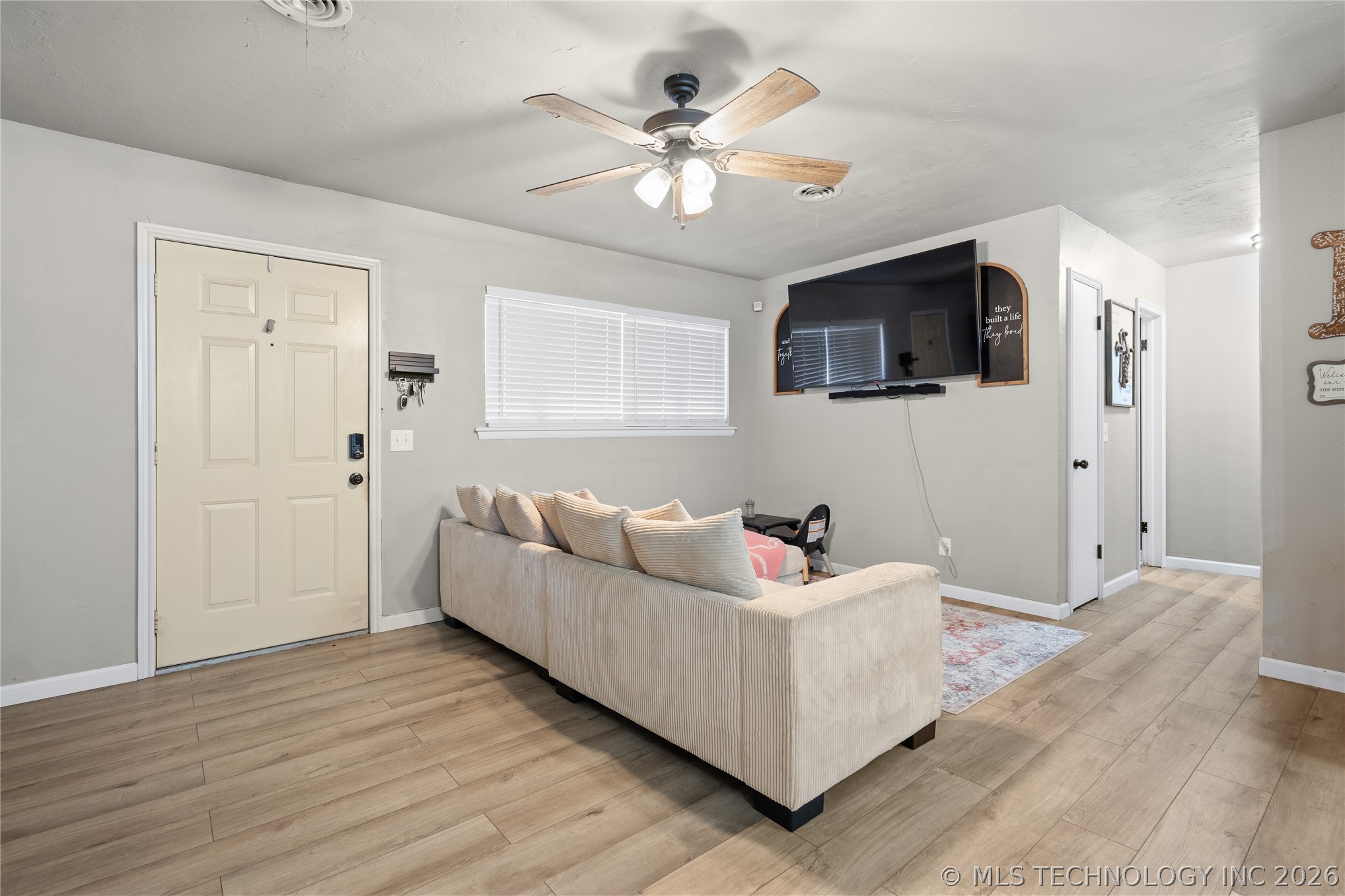 1419 W Oklahoma Property Photo 11