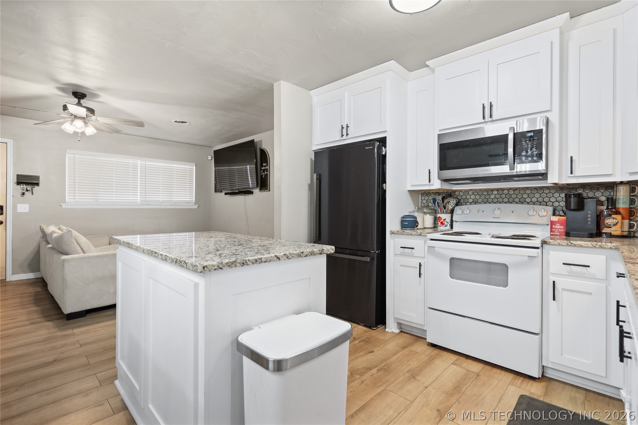 1419 W Oklahoma Property Photo 20