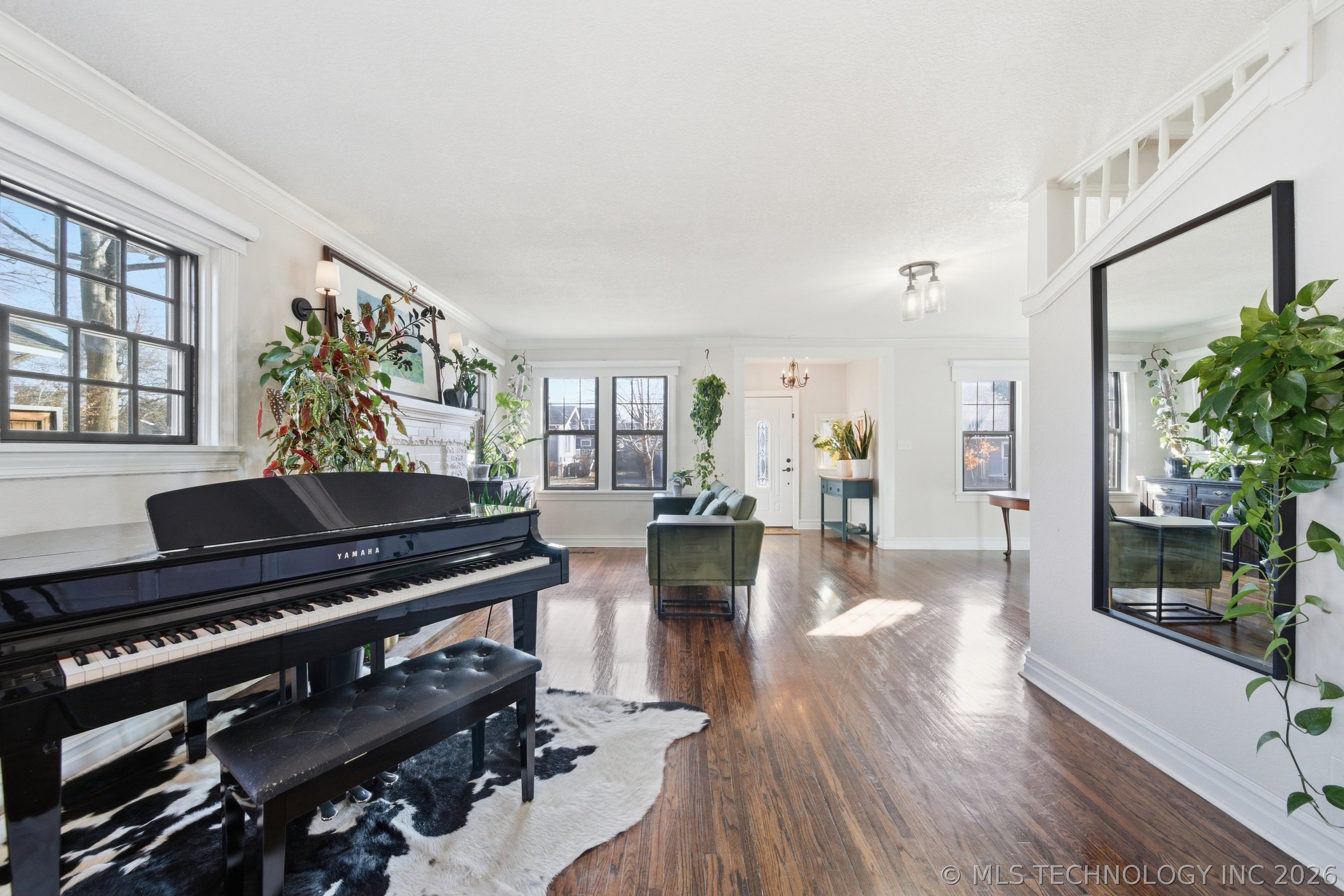 1624 S Victor Avenue Property Photo 9