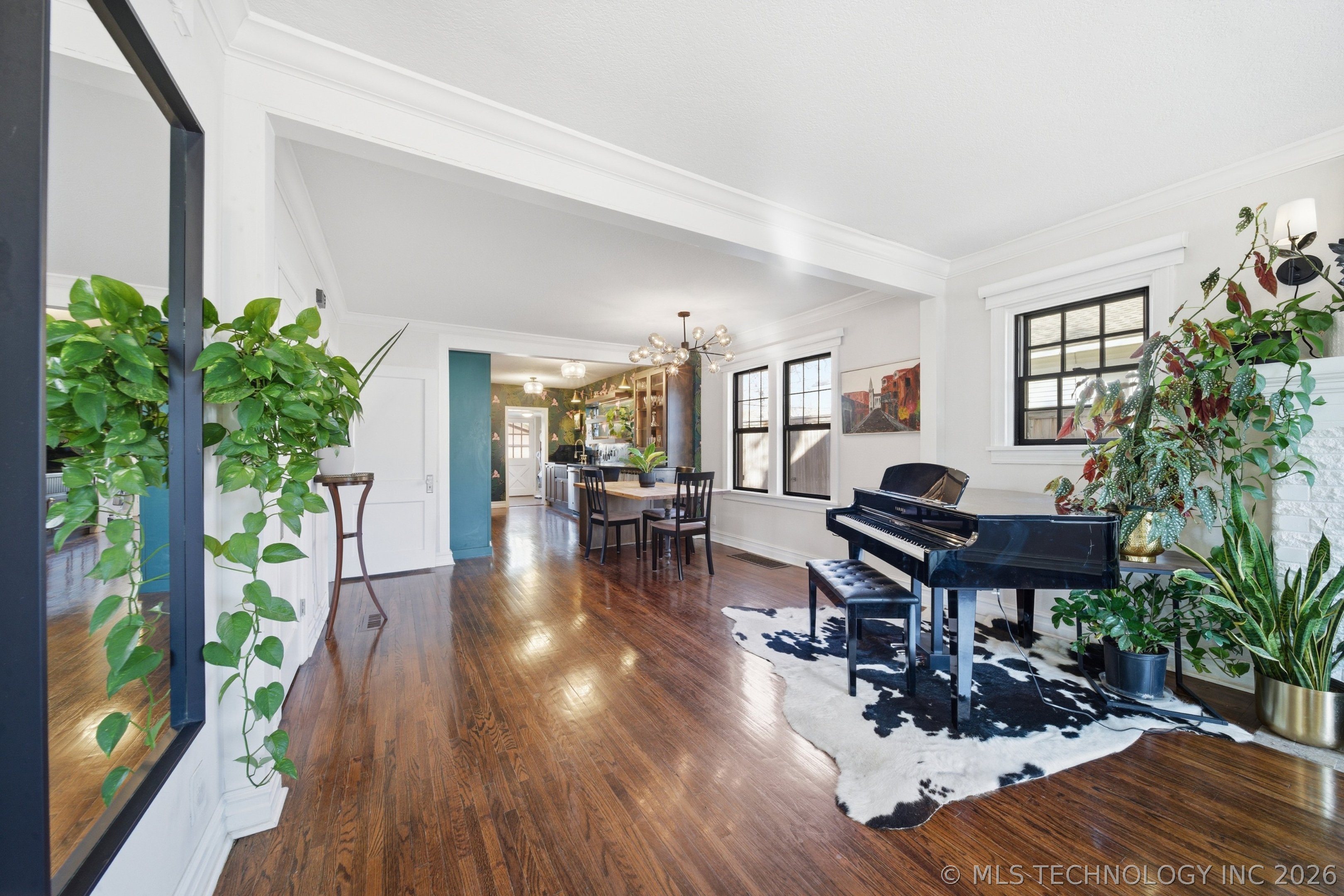 1624 S Victor Avenue Property Photo 12