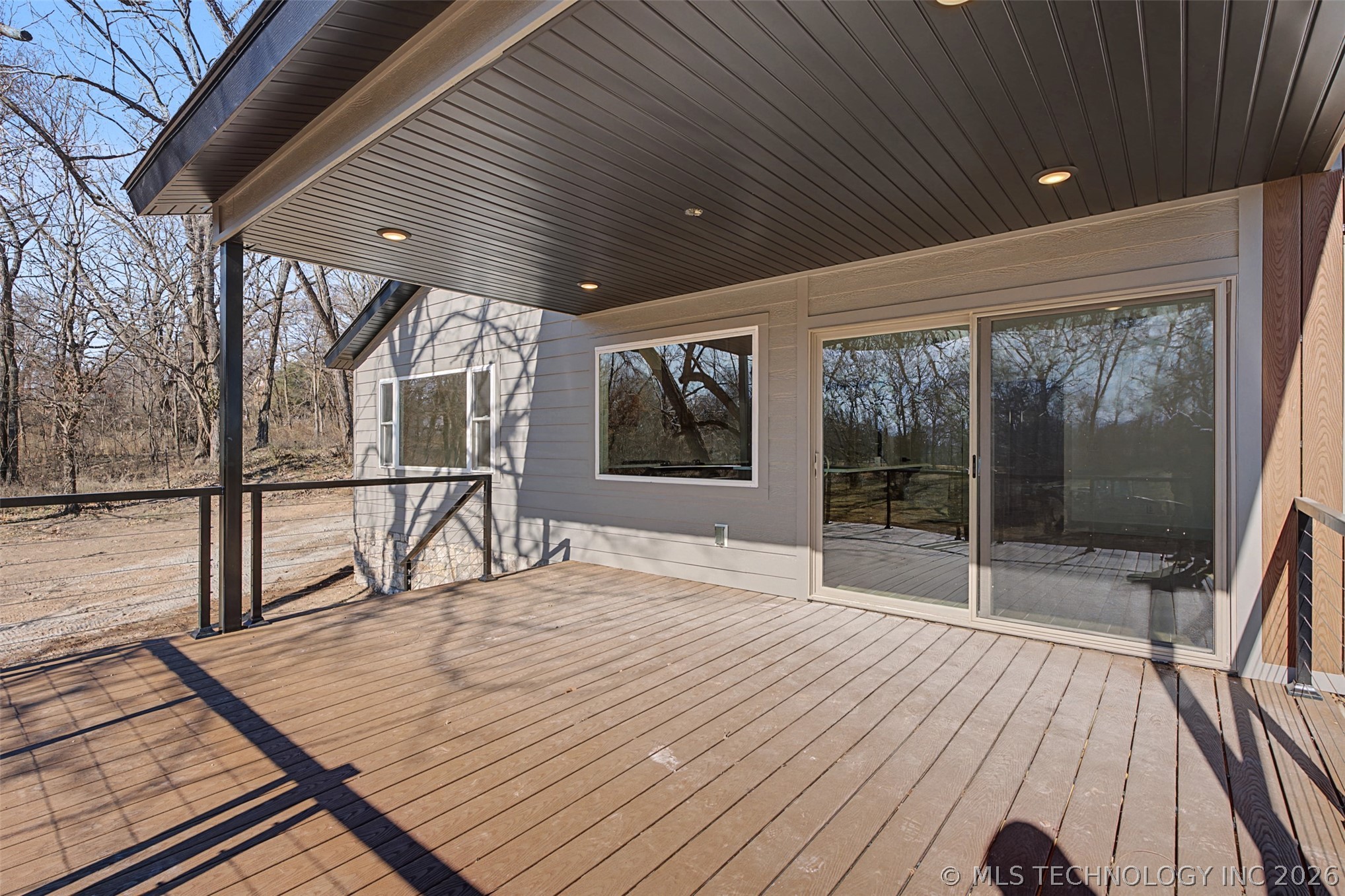 240 E 14th Street Property Photo 25