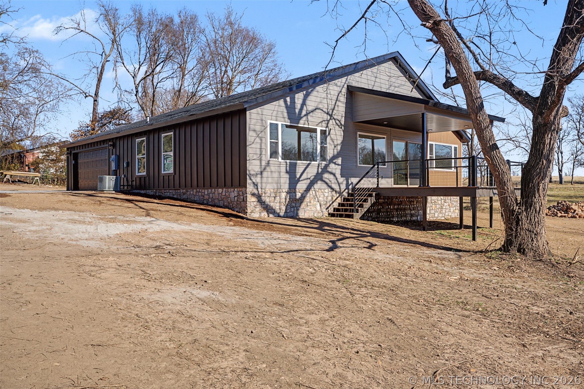 240 E 14th Street Property Photo 27