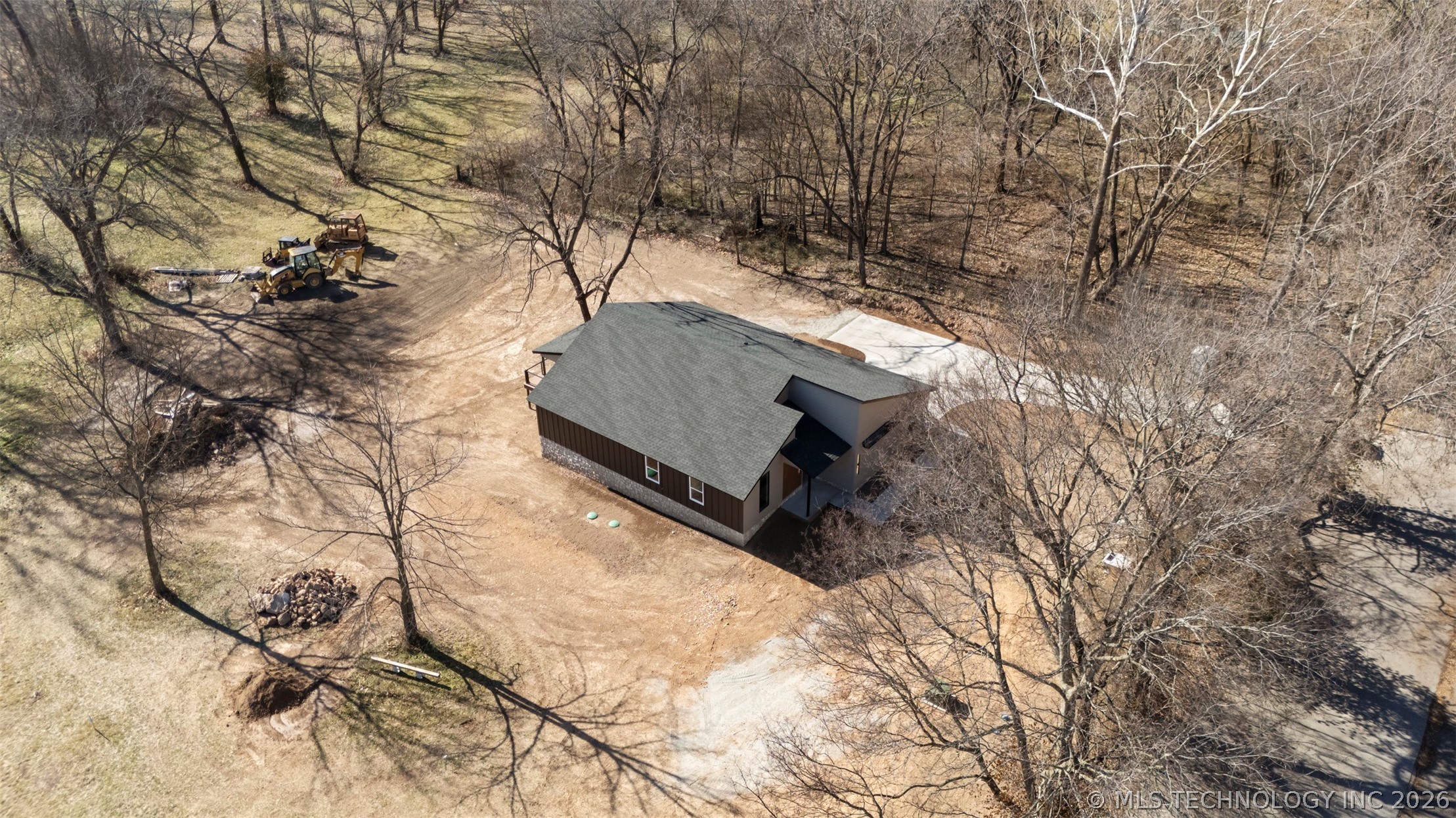 240 E 14th Street Property Photo 29