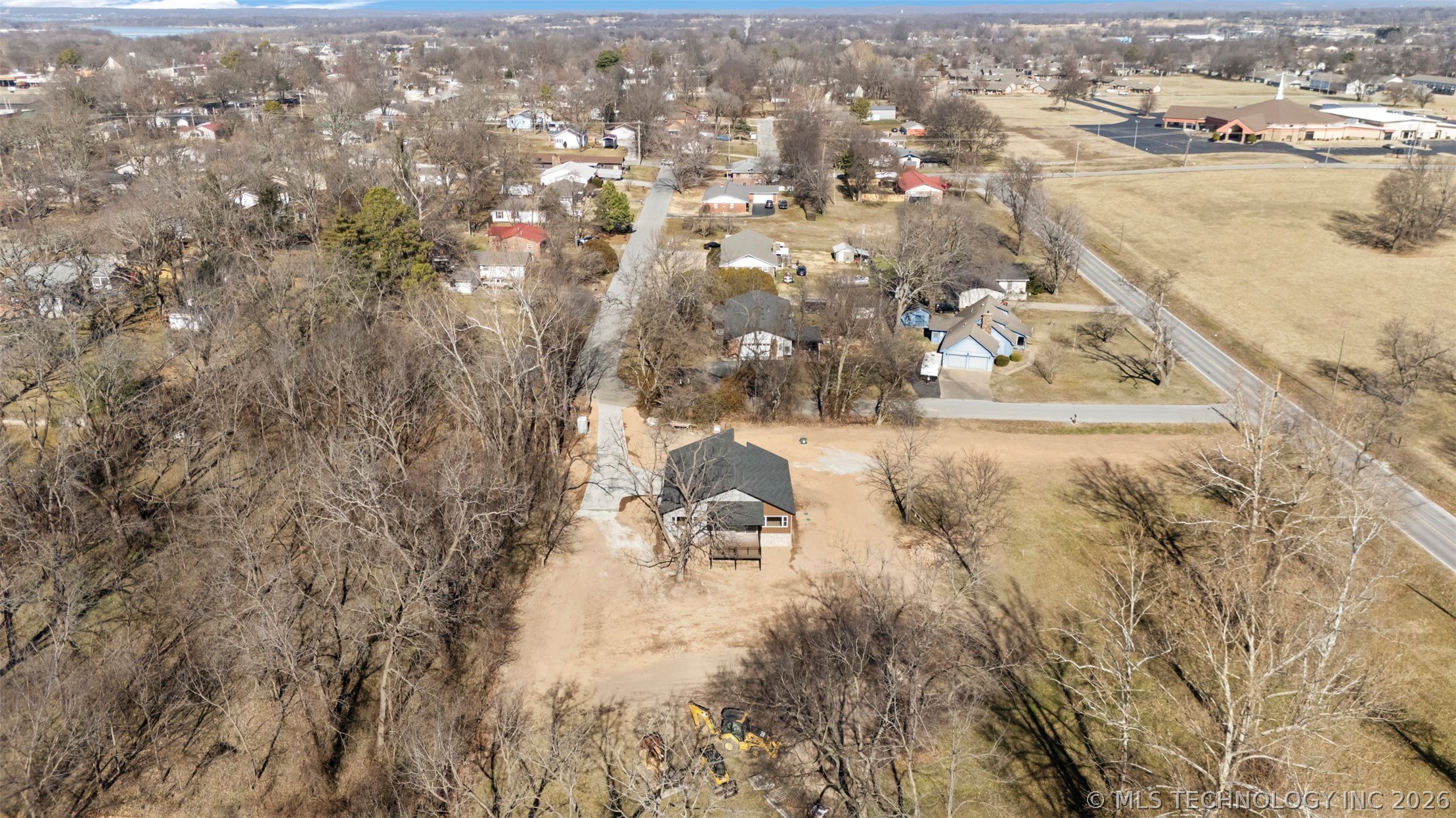 240 E 14th Street Property Photo 32