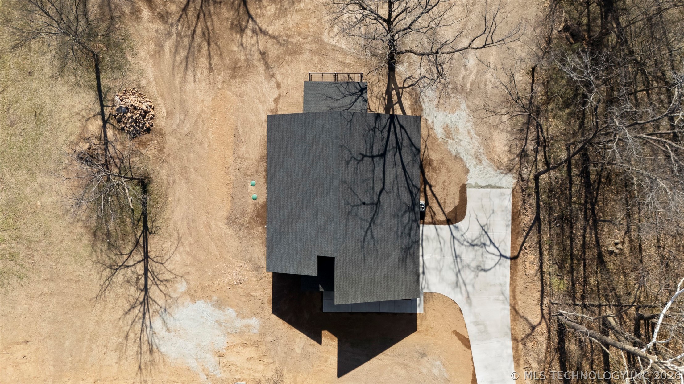 240 E 14th Street Property Photo 33