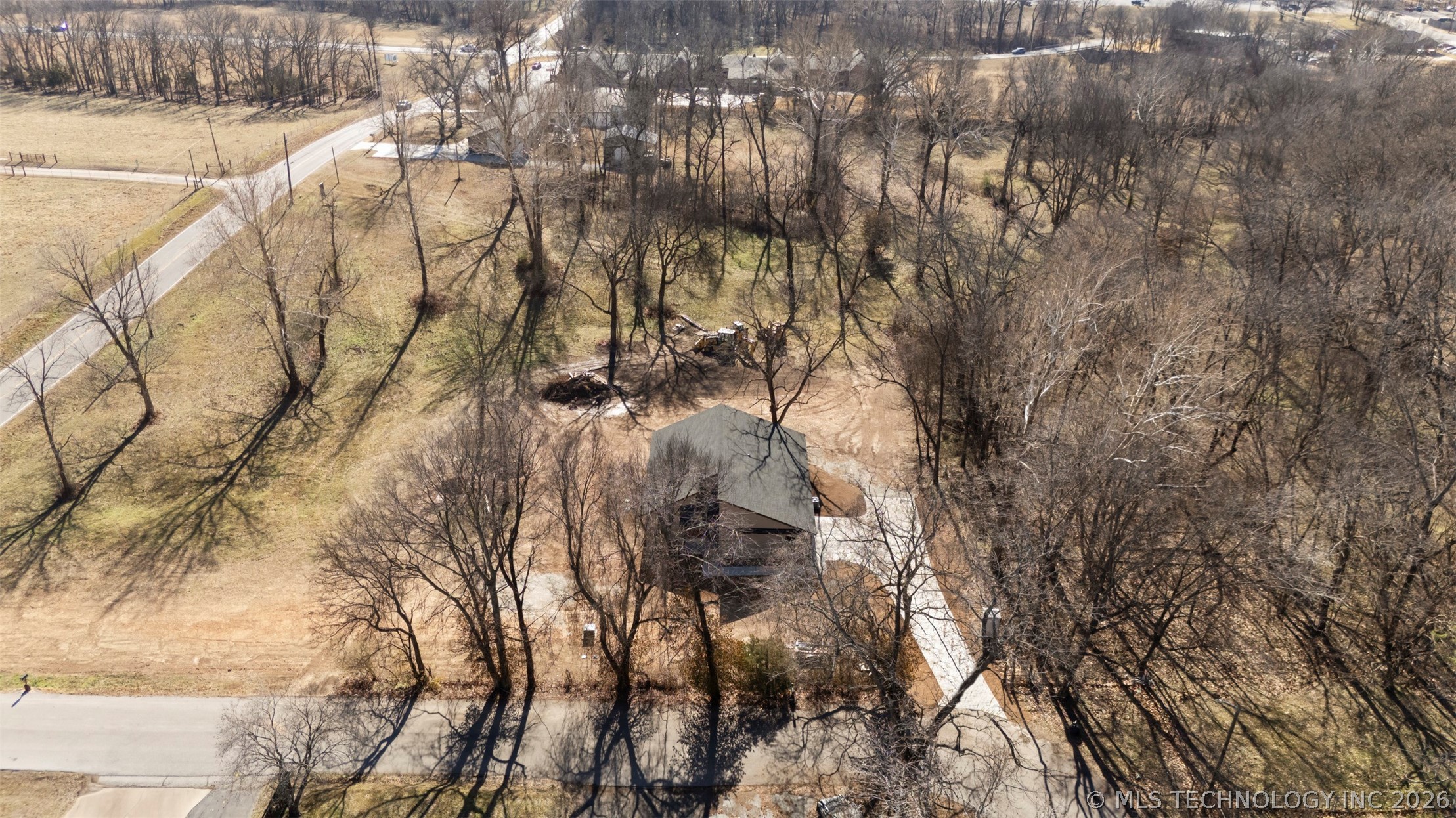 240 E 14th Street Property Photo 34