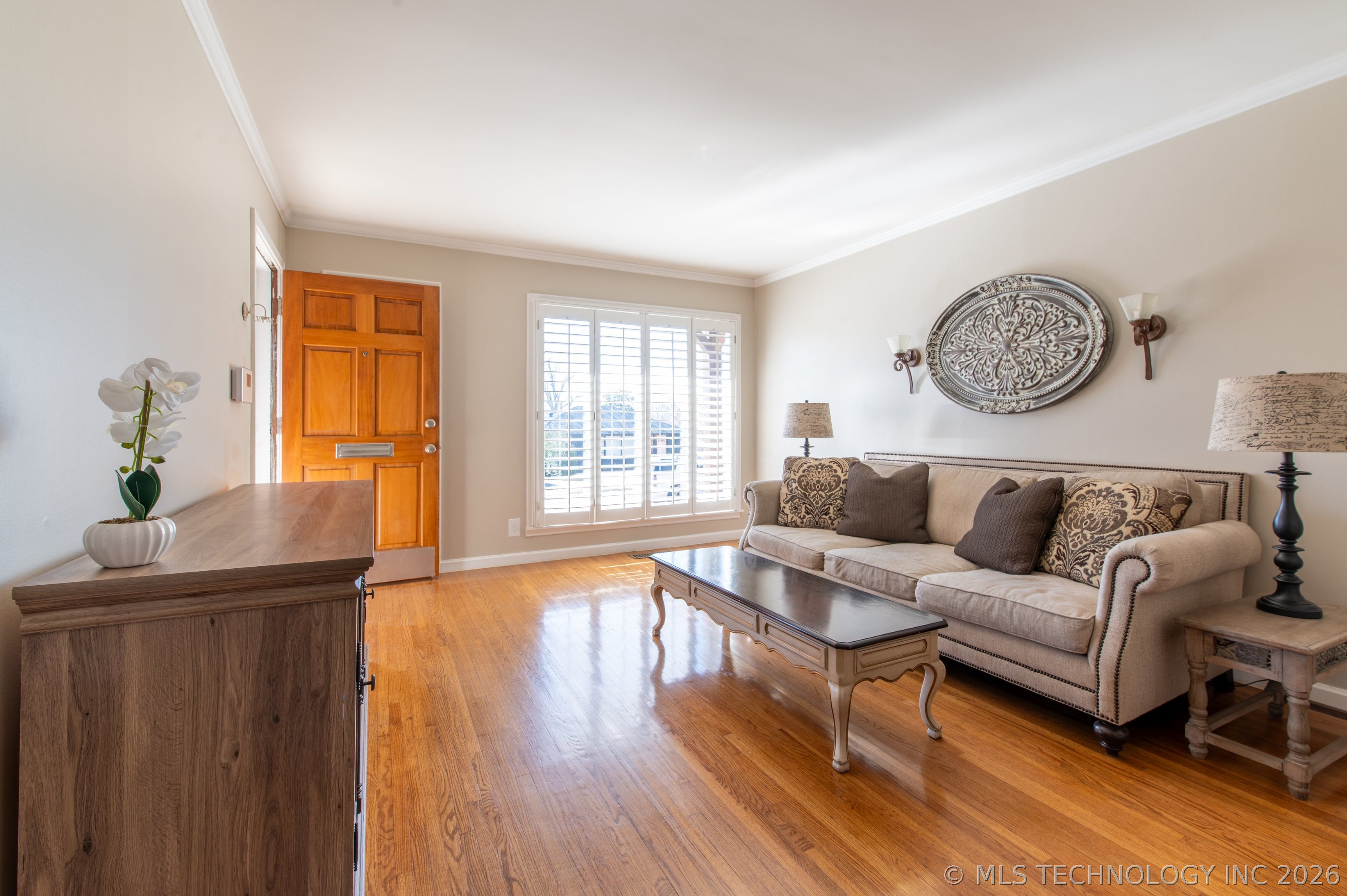 4251 E 25th Street Property Photo 2