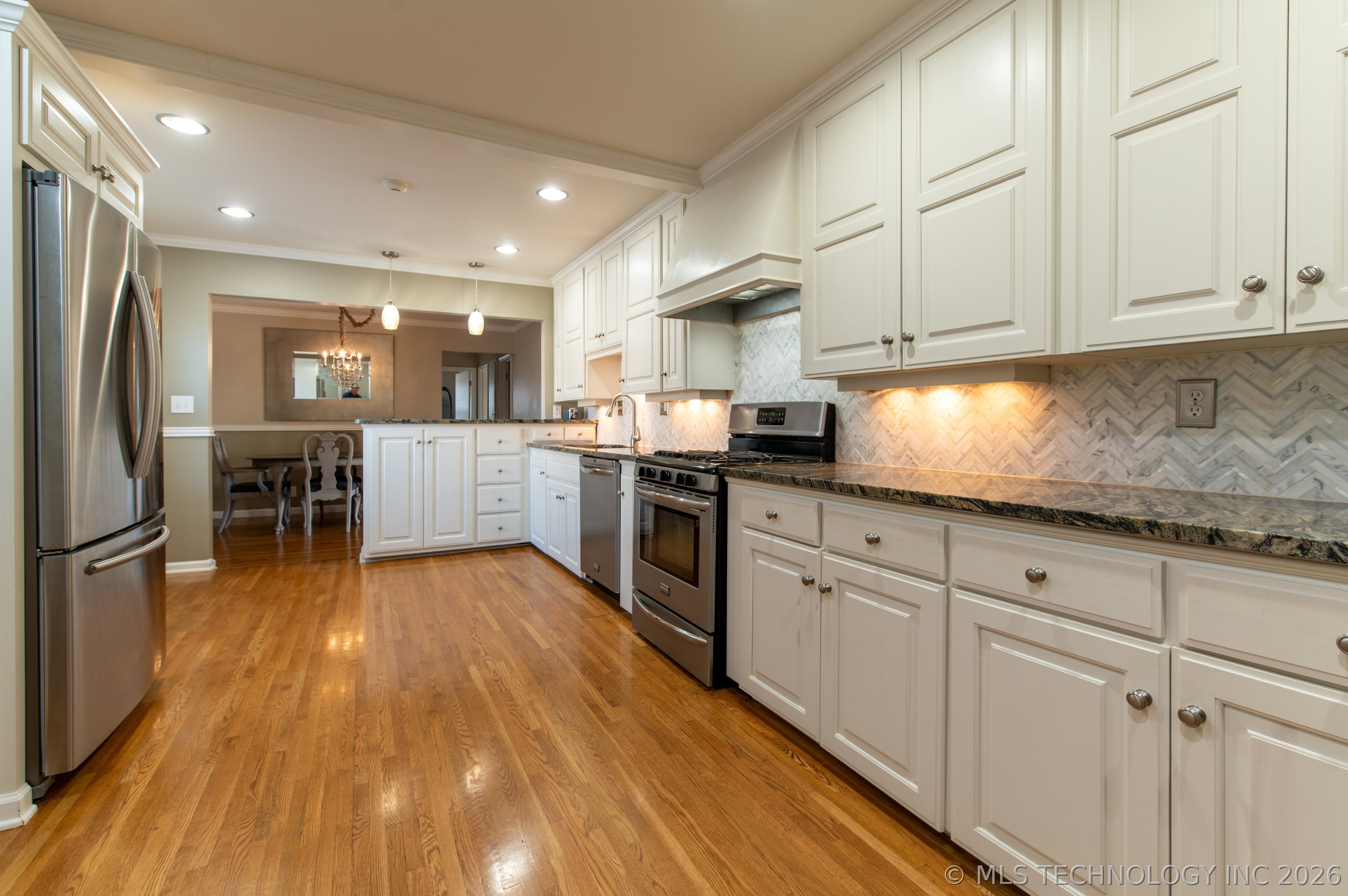 4251 E 25th Street Property Photo 4