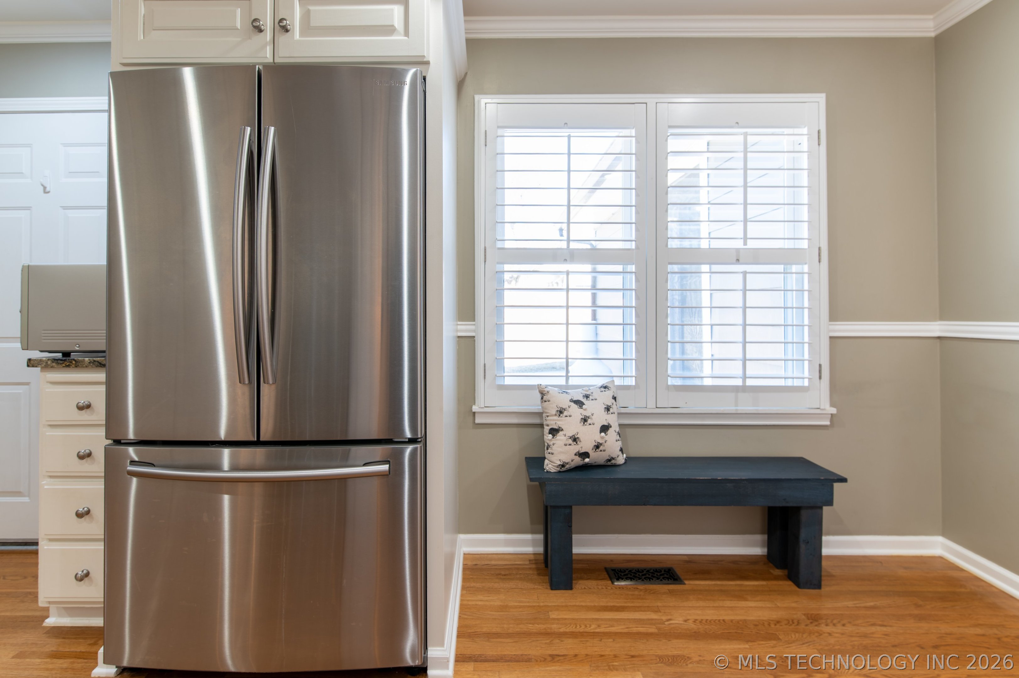 4251 E 25th Street Property Photo 5