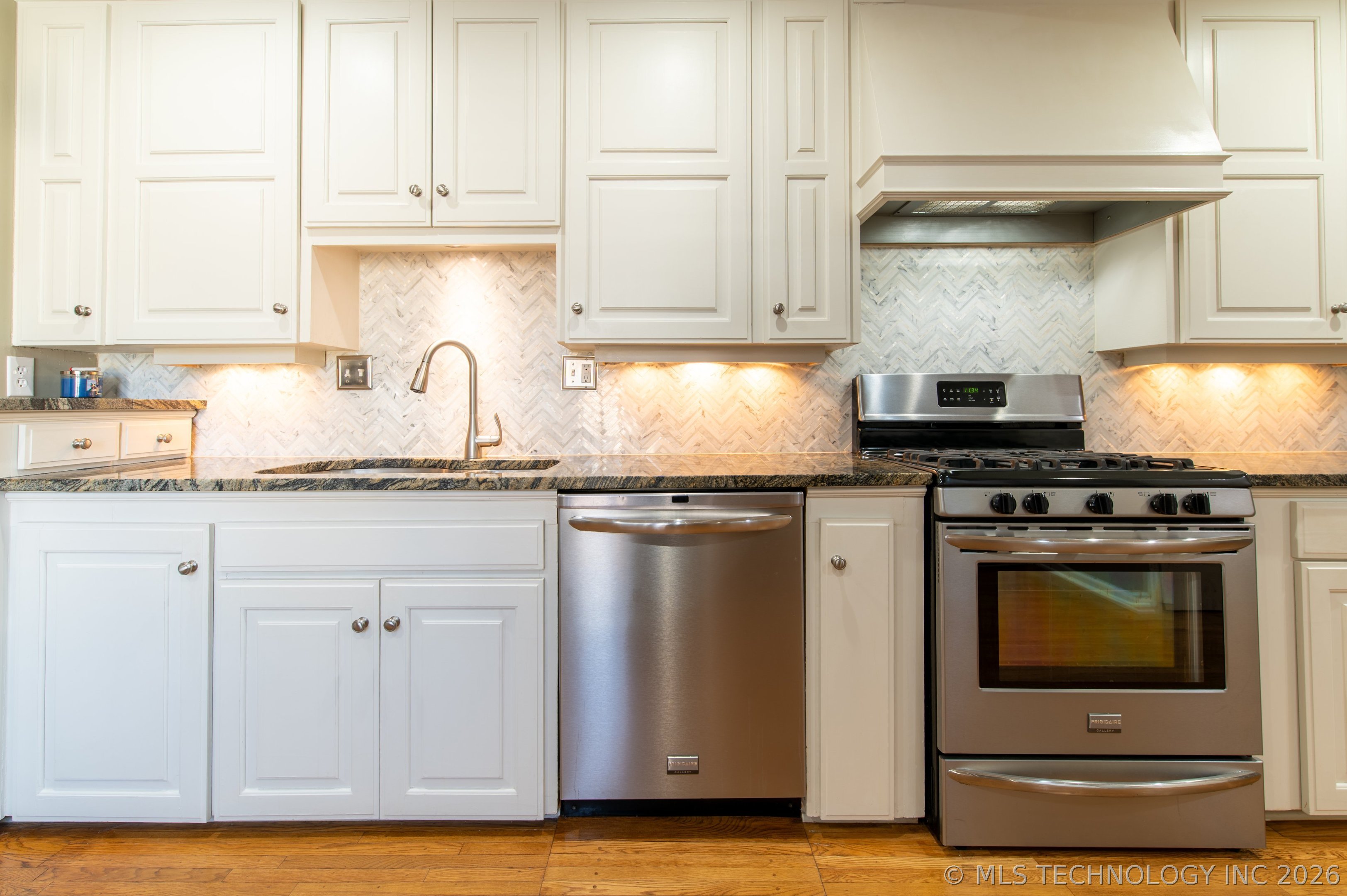 4251 E 25th Street Property Photo 7