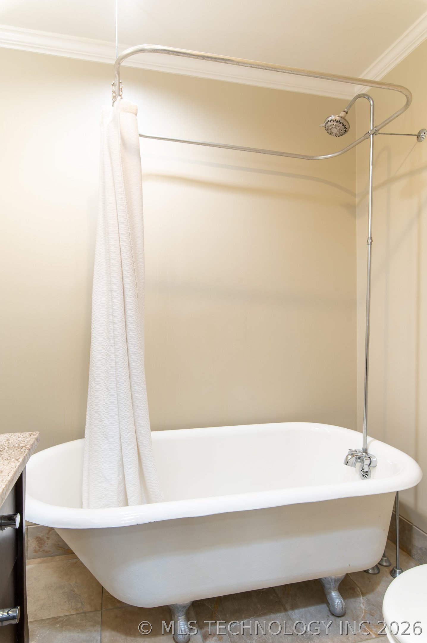 4251 E 25th Street Property Photo 15