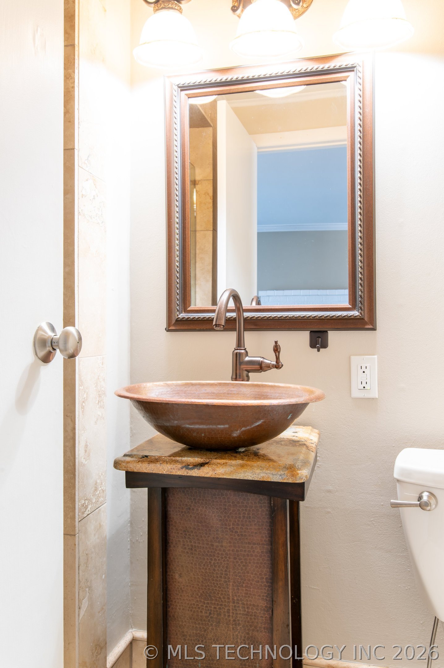 4251 E 25th Street Property Photo 16