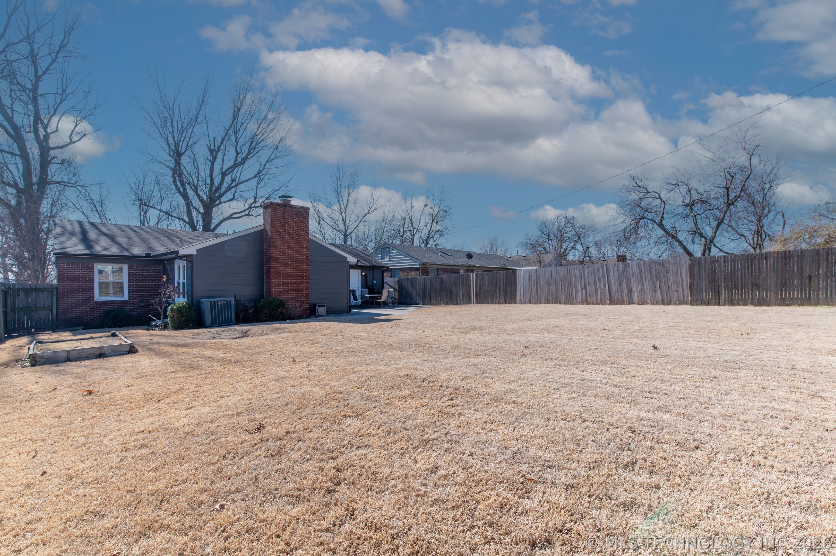 4251 E 25th Street Property Photo 21