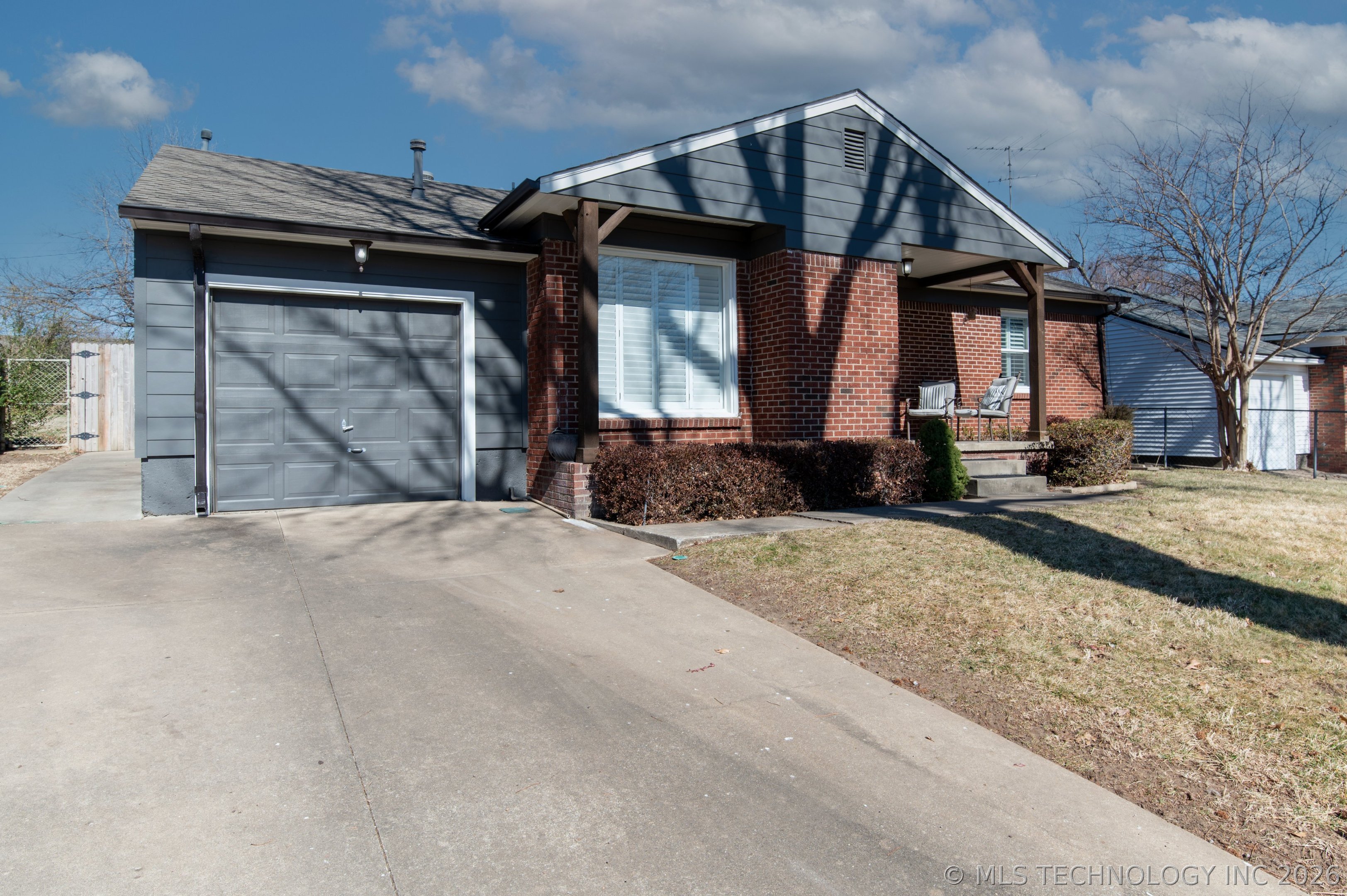 4251 E 25th Street Property Photo 22