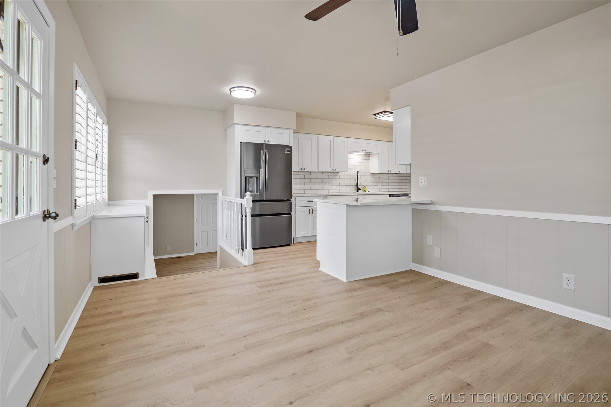 6119 S Hudson Place Property Photo 13