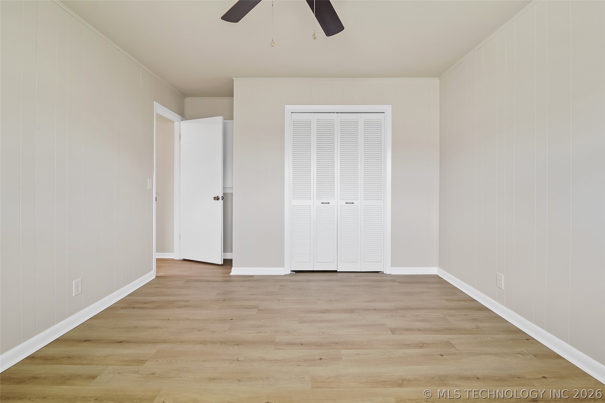 6119 S Hudson Place Property Photo 19