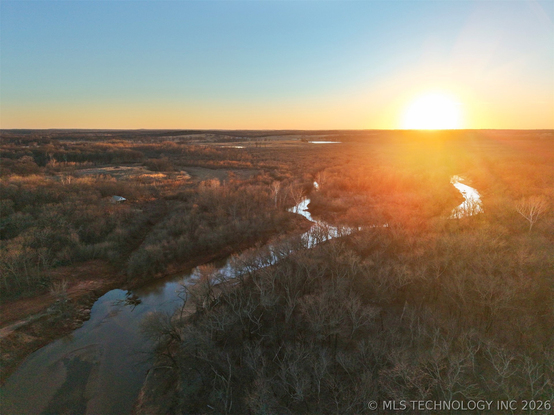 2604682 Property Photo 21