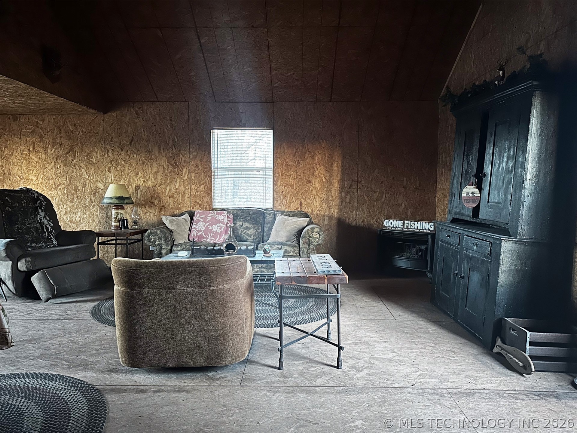 2604682 Property Photo 44