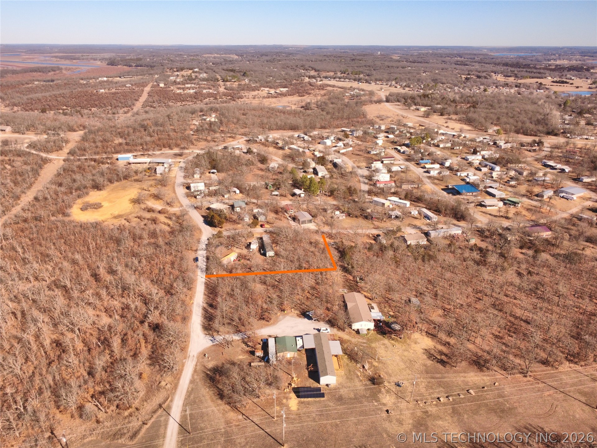 000 Lake Country Road Property Photo 5