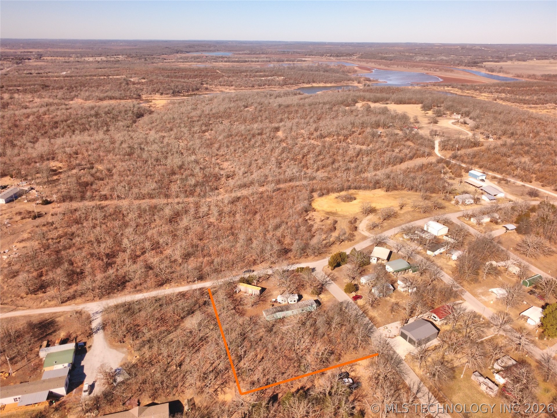 000 Lake Country Road Property Photo 6