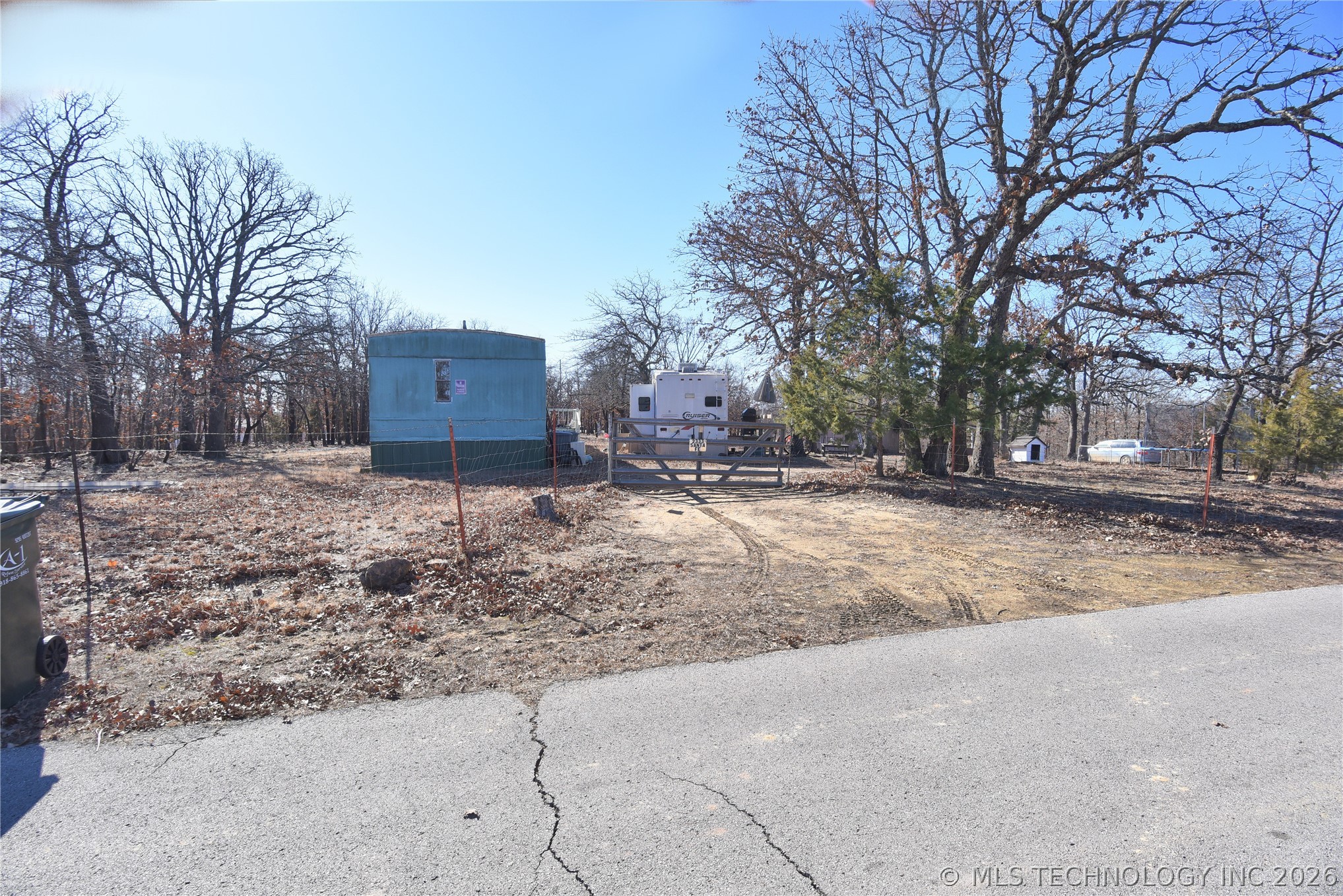 000 Lake Country Road Property Photo 9