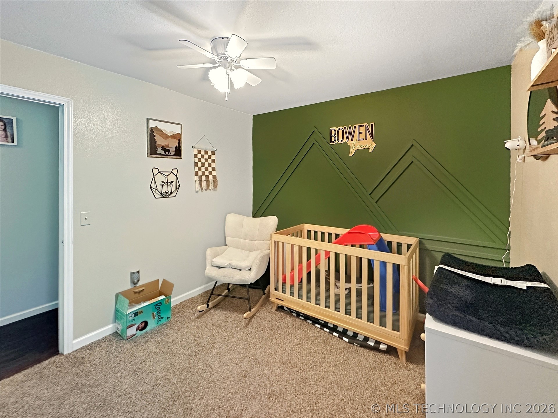 1627 S Locust Avenue Property Photo 16