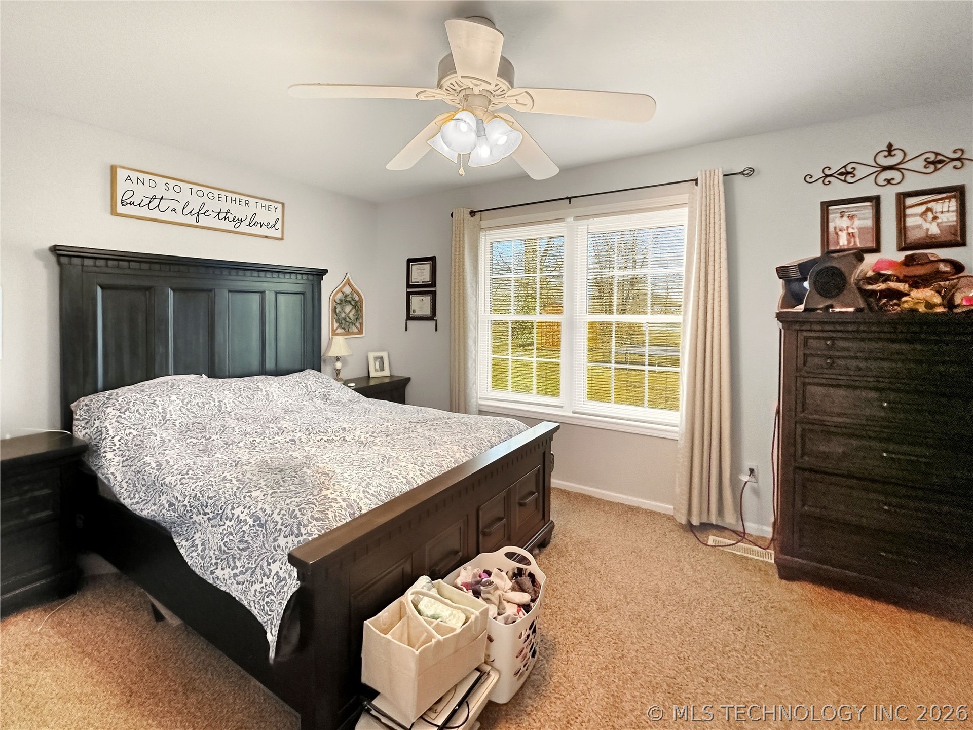 1627 S Locust Avenue Property Photo 18