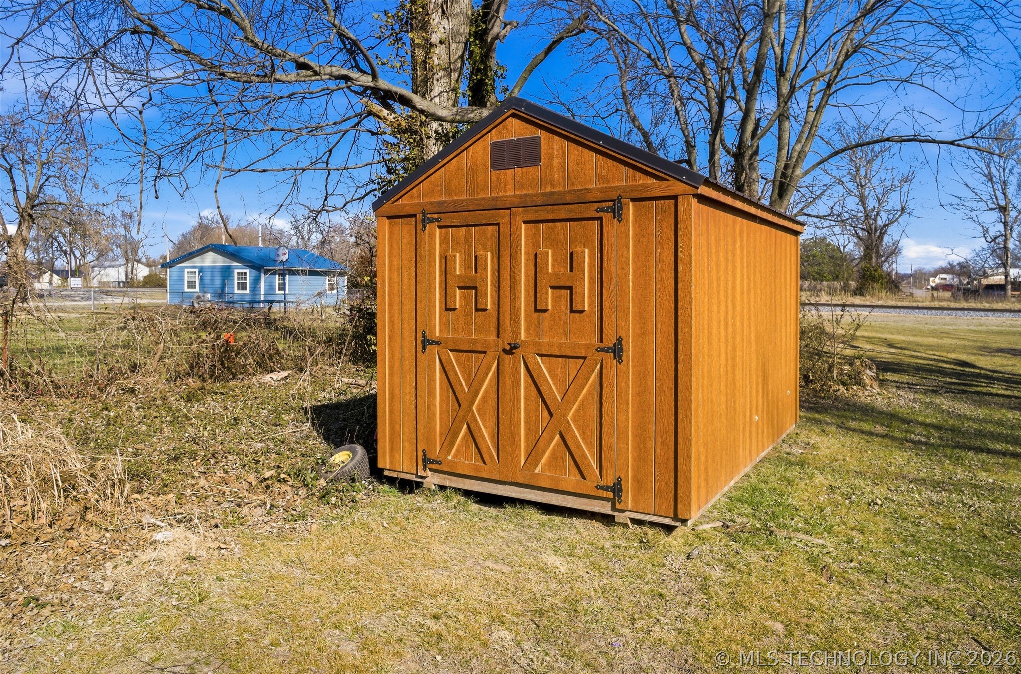 1627 S Locust Avenue Property Photo 23