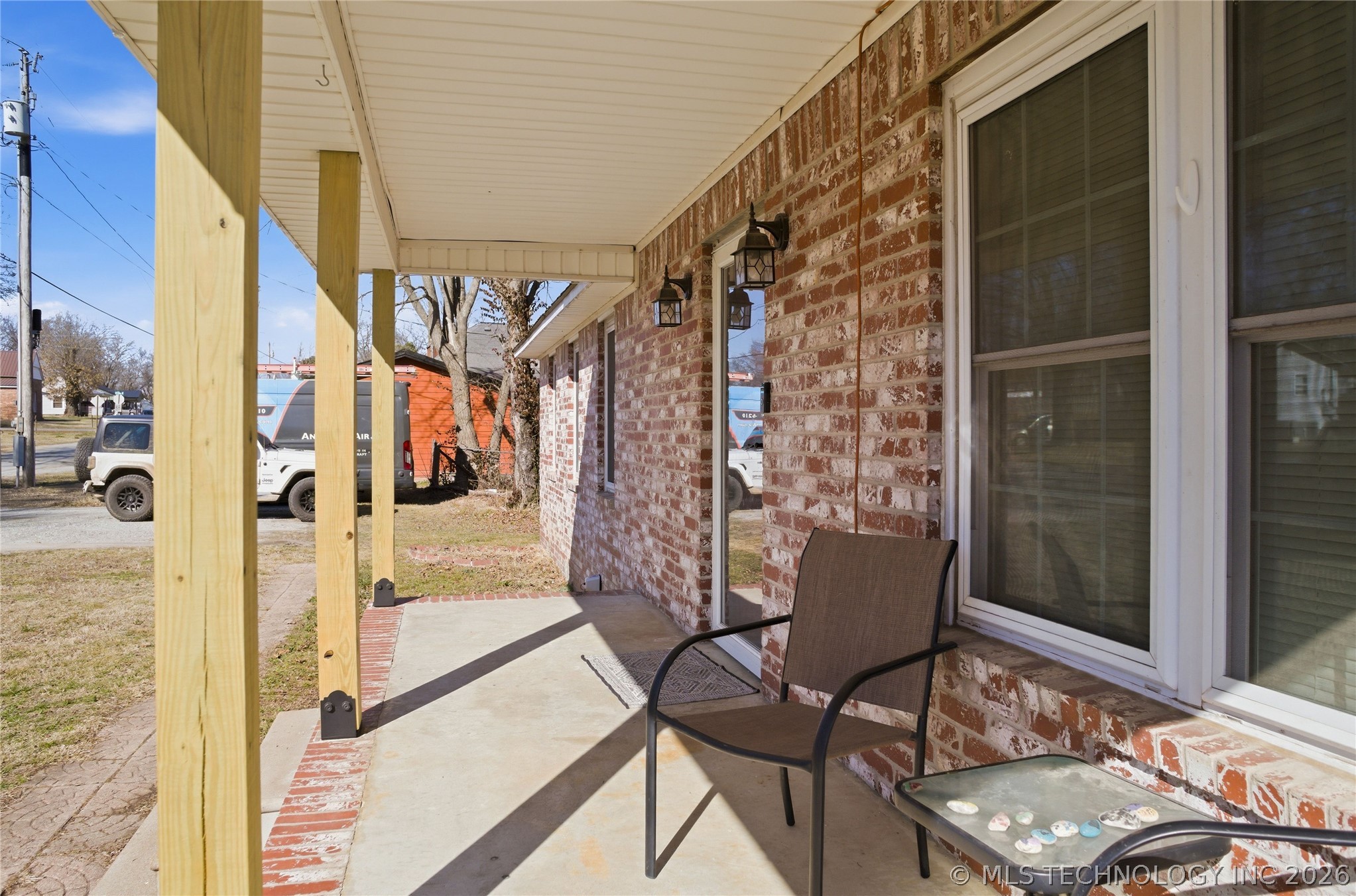 1627 S Locust Avenue Property Photo 45