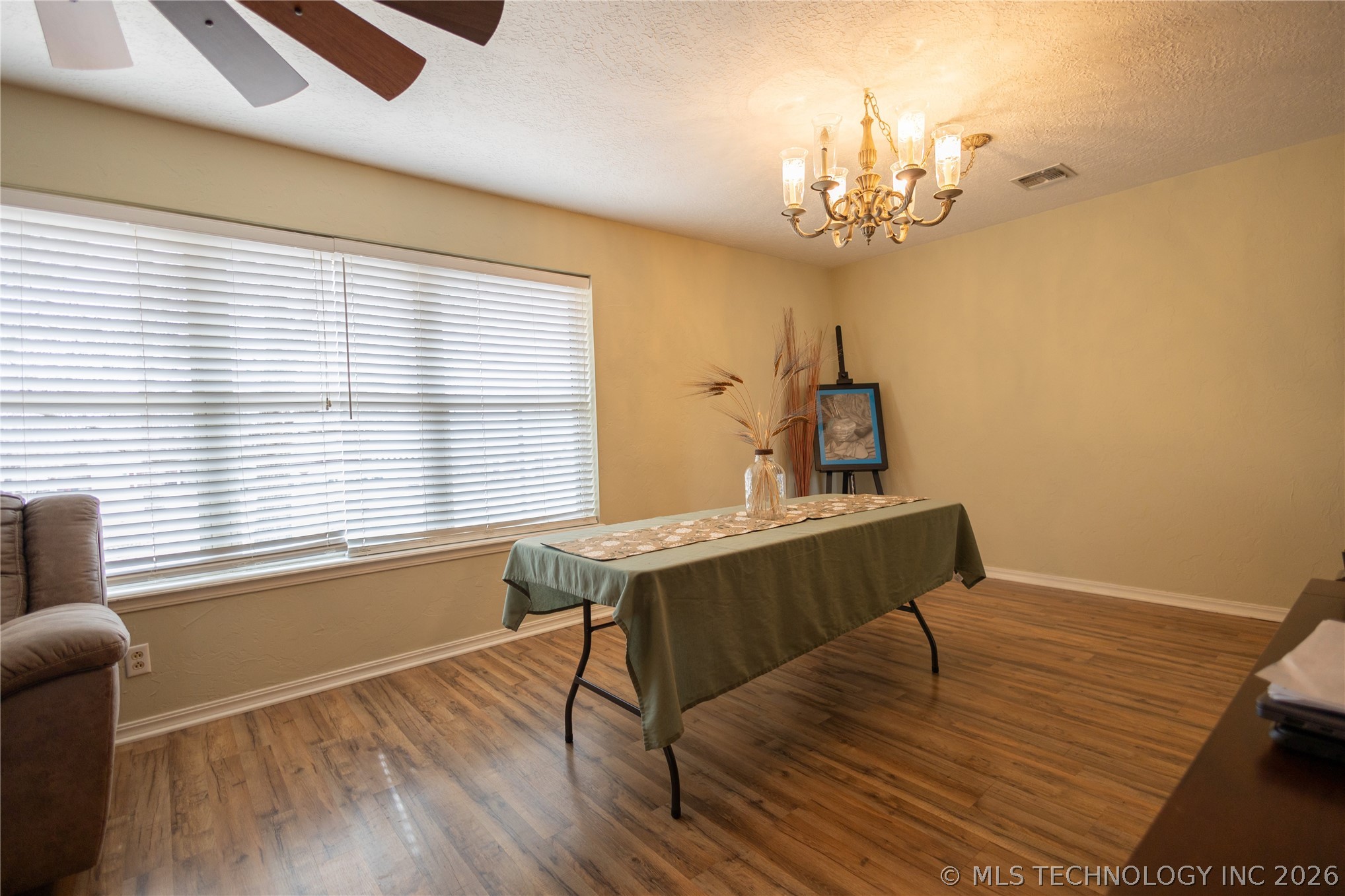 1701 Lakeview Property Photo 12