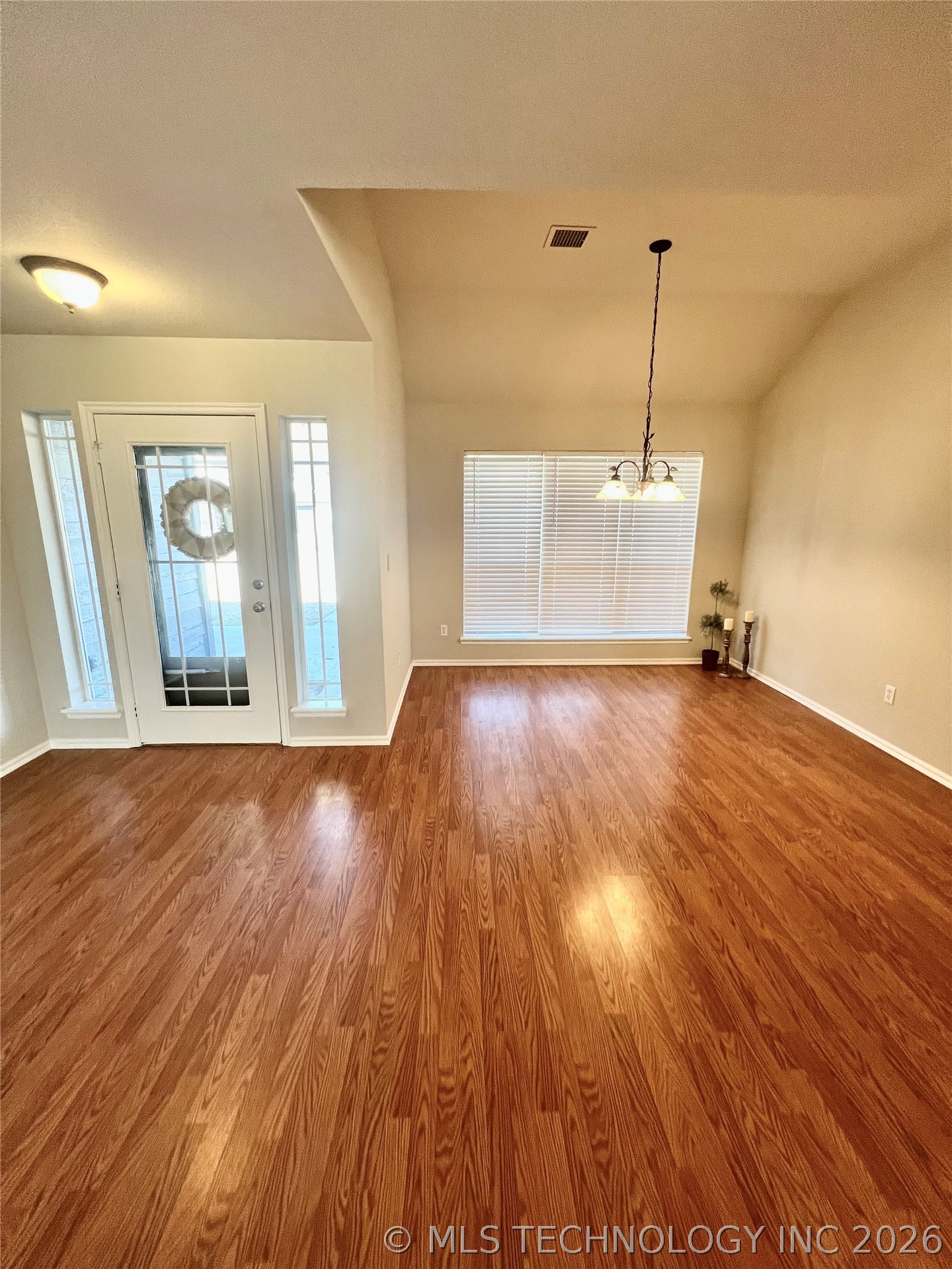 11280 S 277th East Avenue Property Photo 3