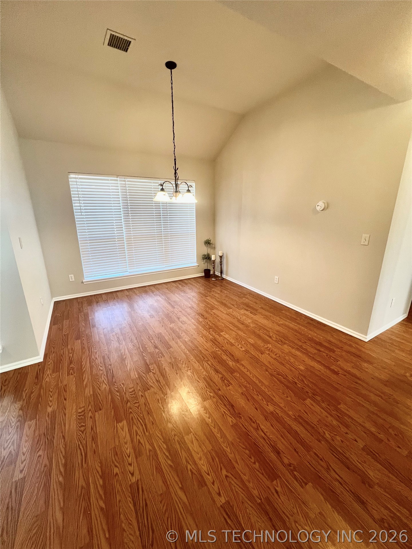 11280 S 277th East Avenue Property Photo 6