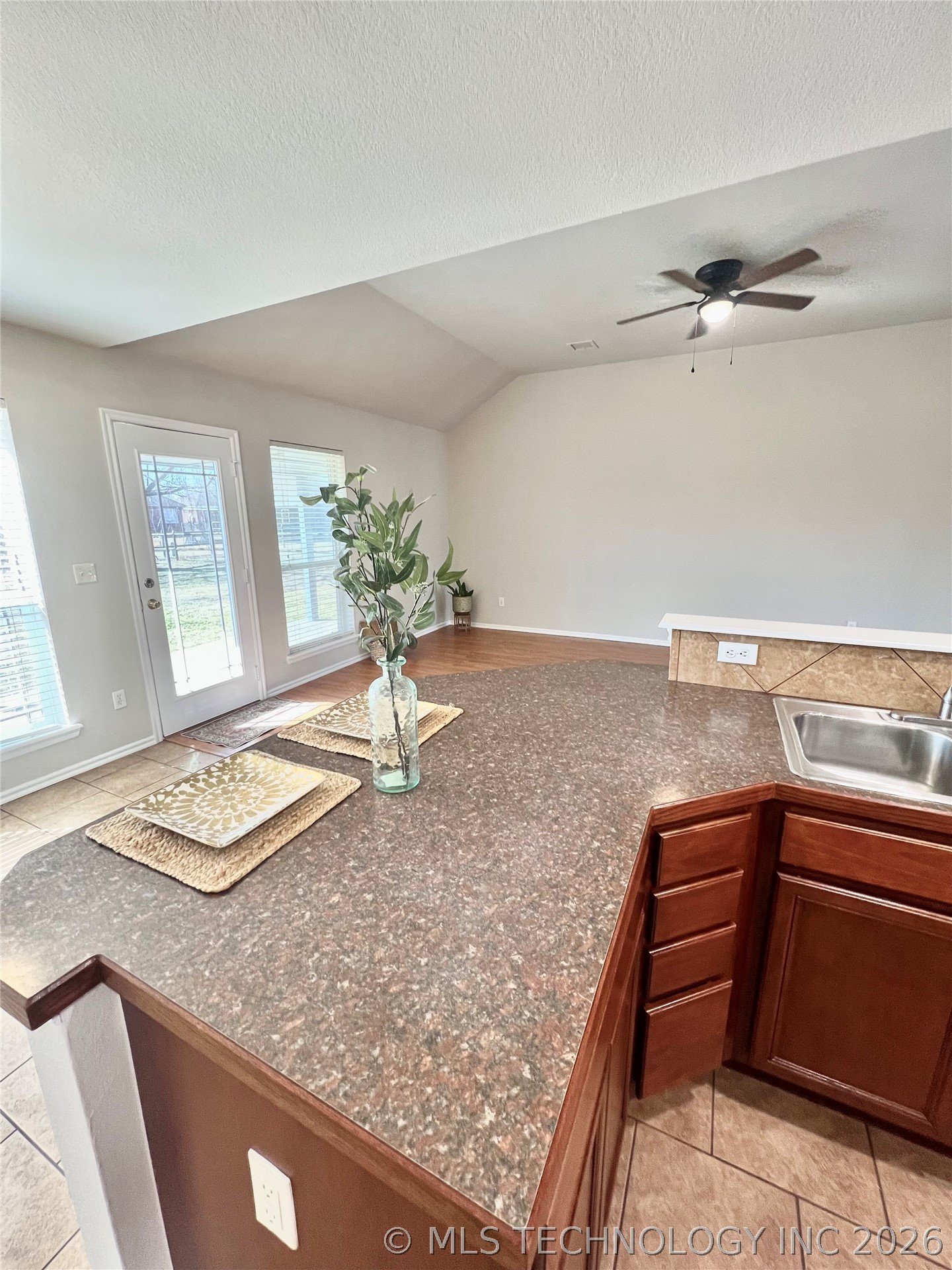 11280 S 277th East Avenue Property Photo 11