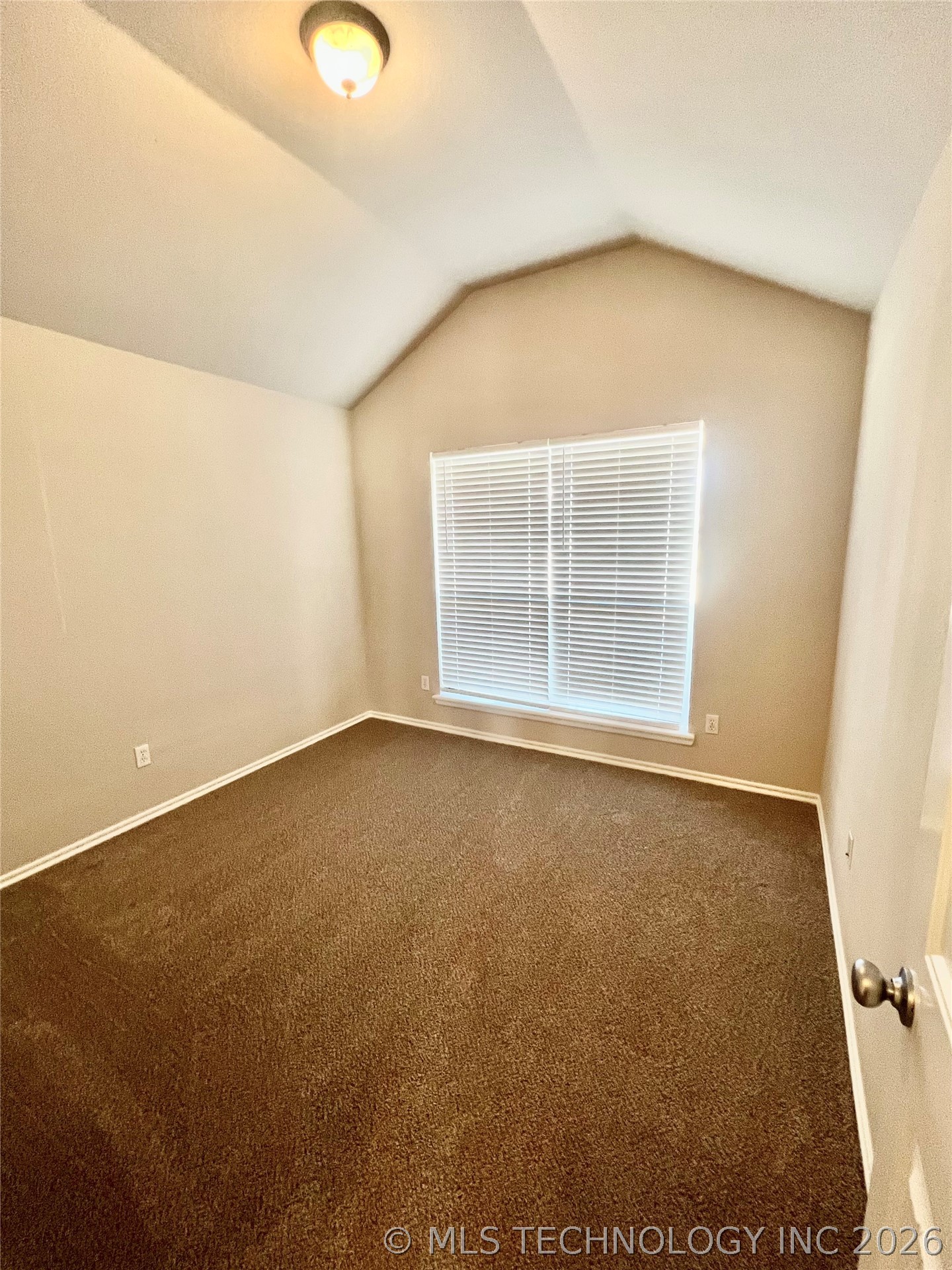 11280 S 277th East Avenue Property Photo 12