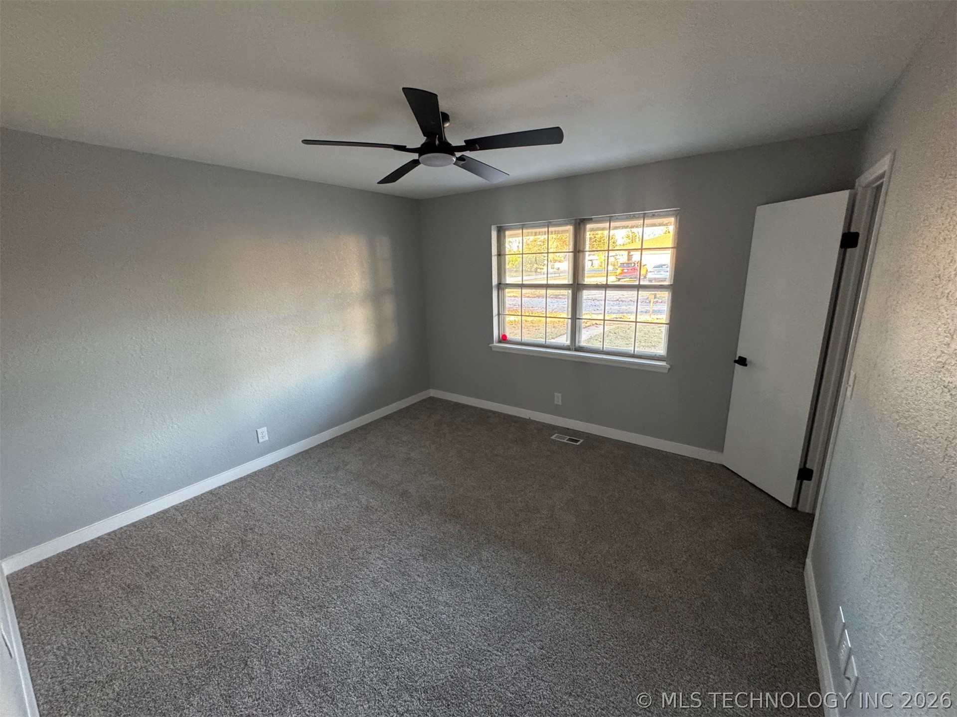 2701 E Indianola Street Property Photo 12