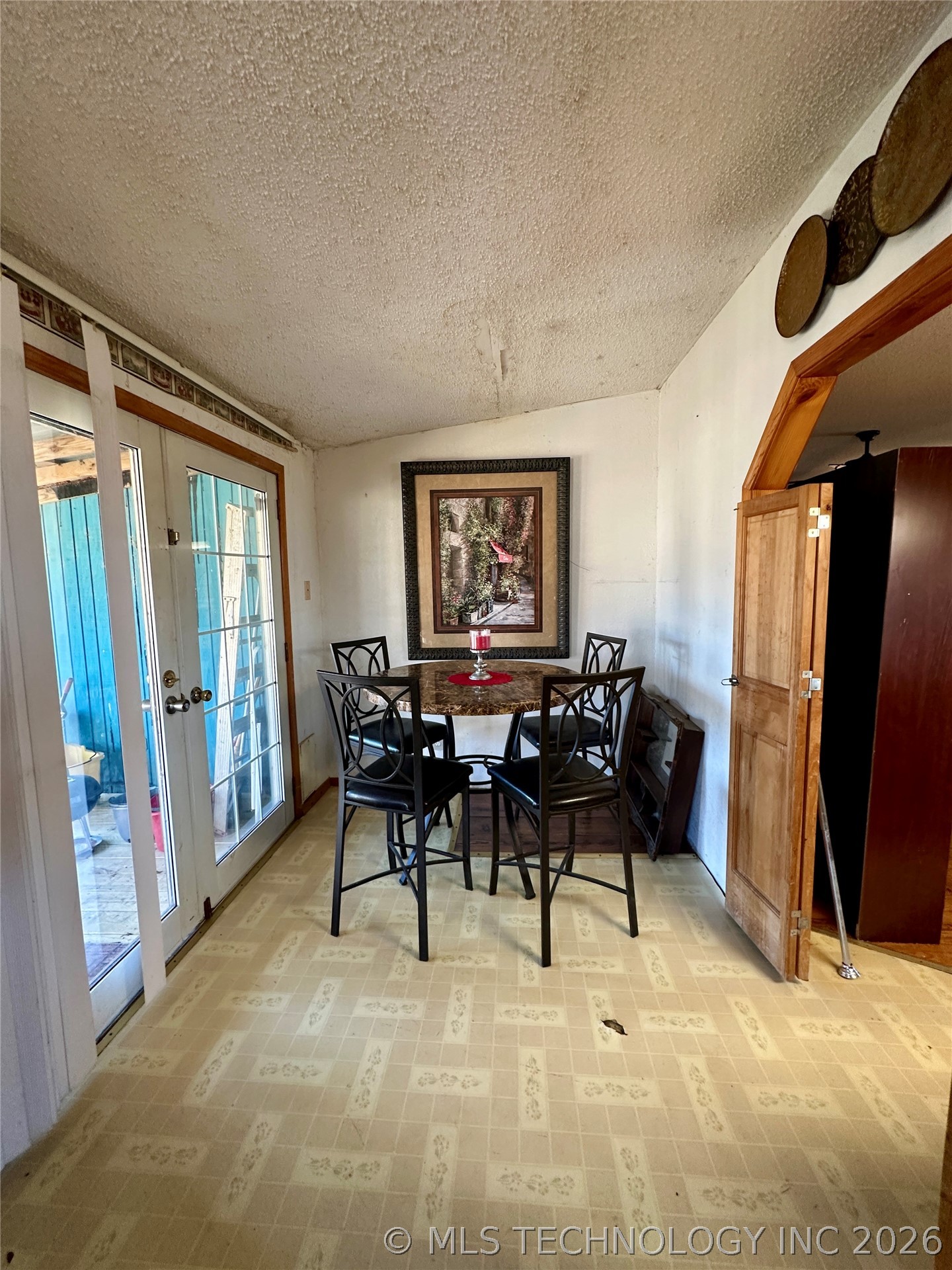 5924 Kickapoo Avenue Property Photo 20