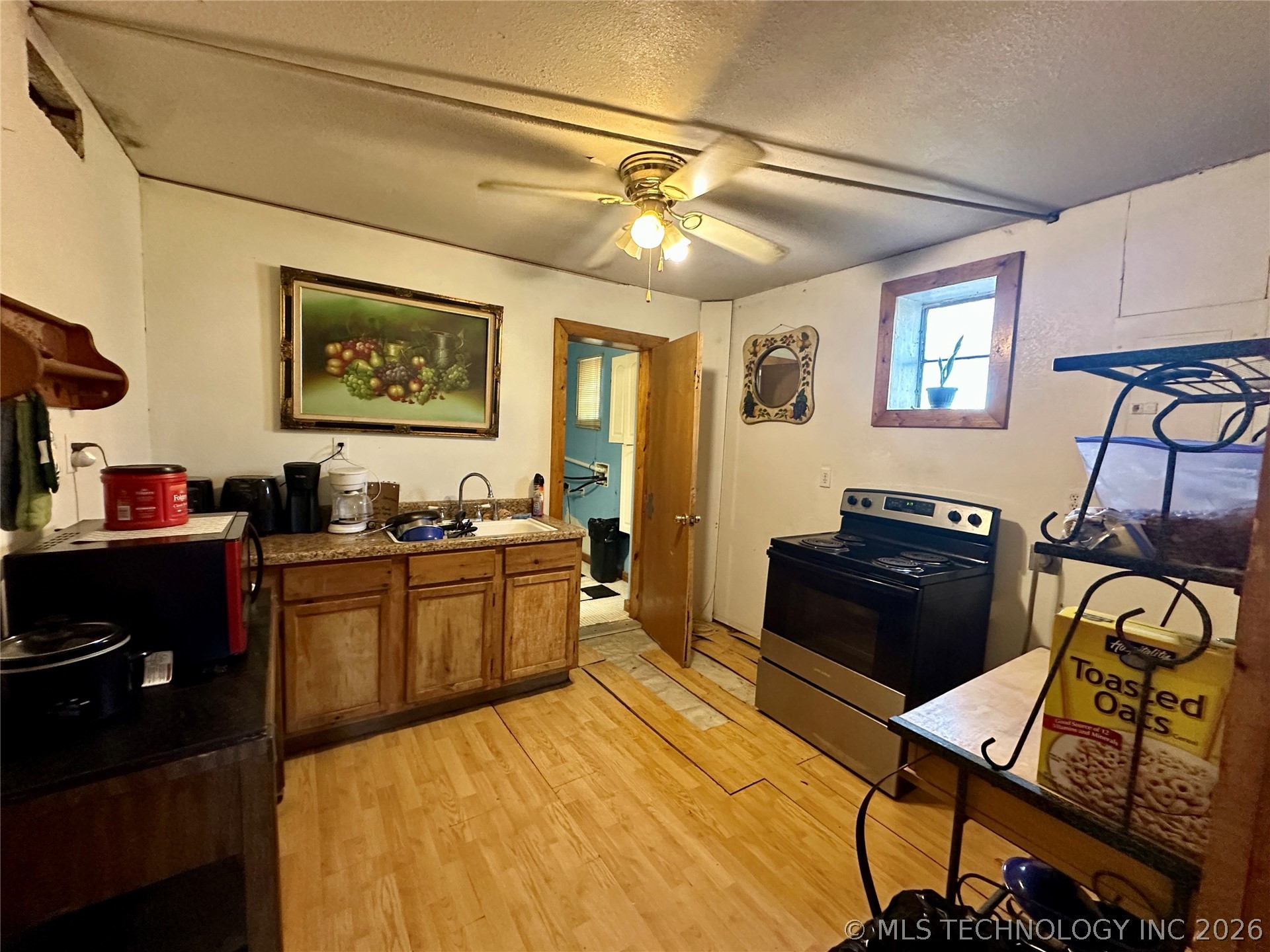 5924 Kickapoo Avenue Property Photo 41
