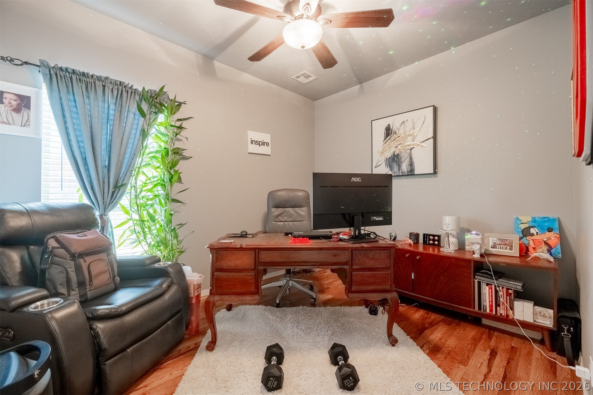 710 W 40th Street Property Photo 42
