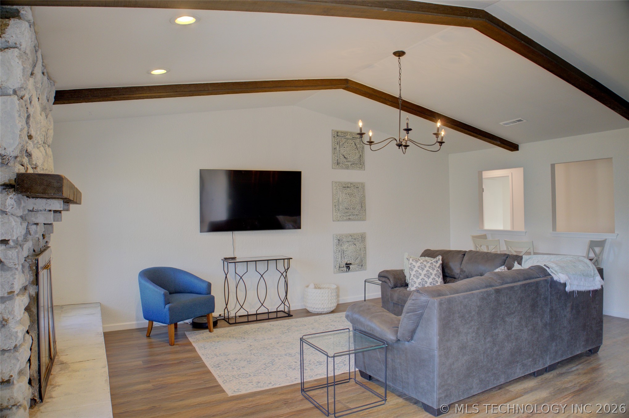 1924 W Urbana Street Property Photo 6