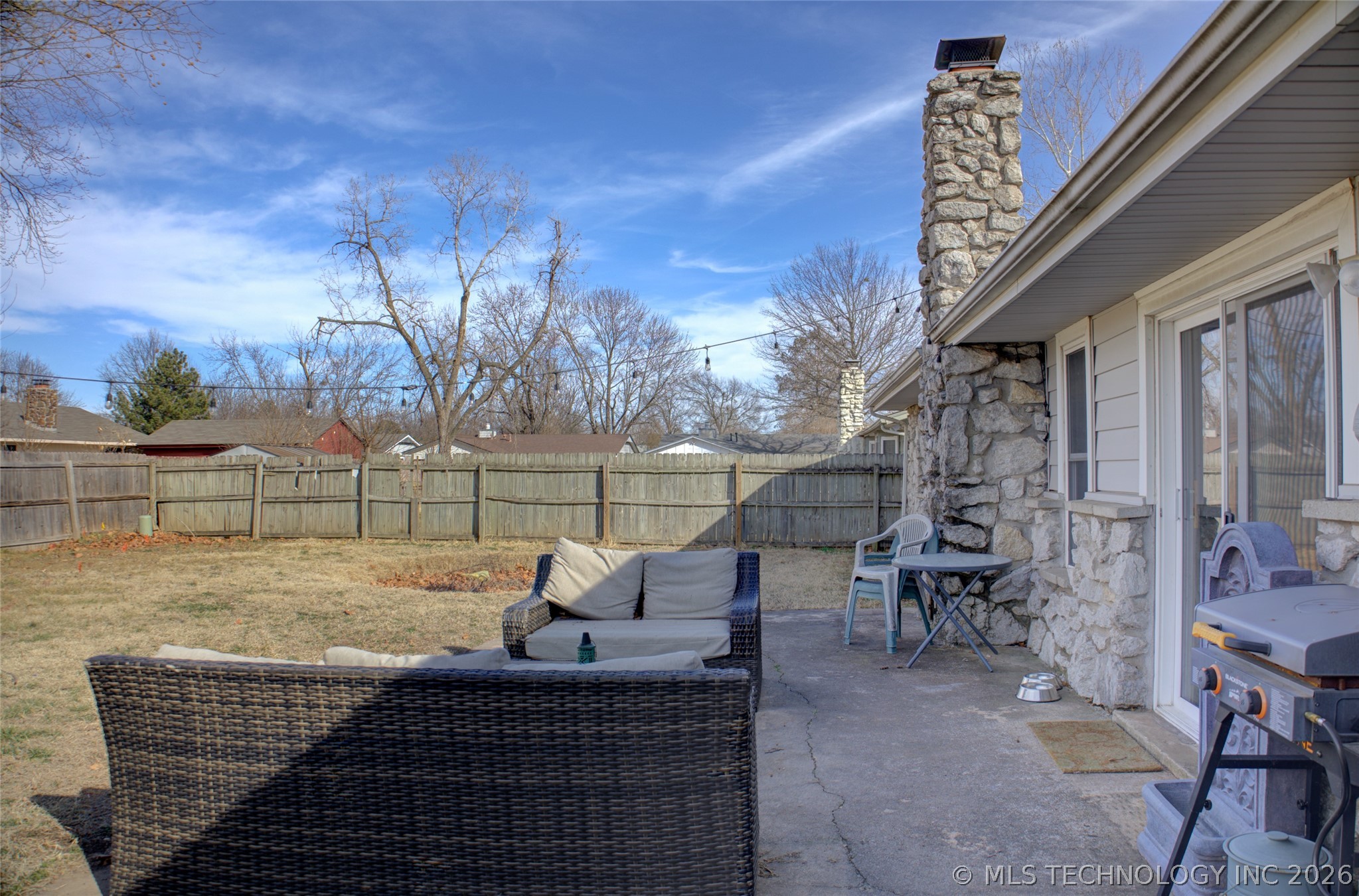 1924 W Urbana Street Property Photo 42