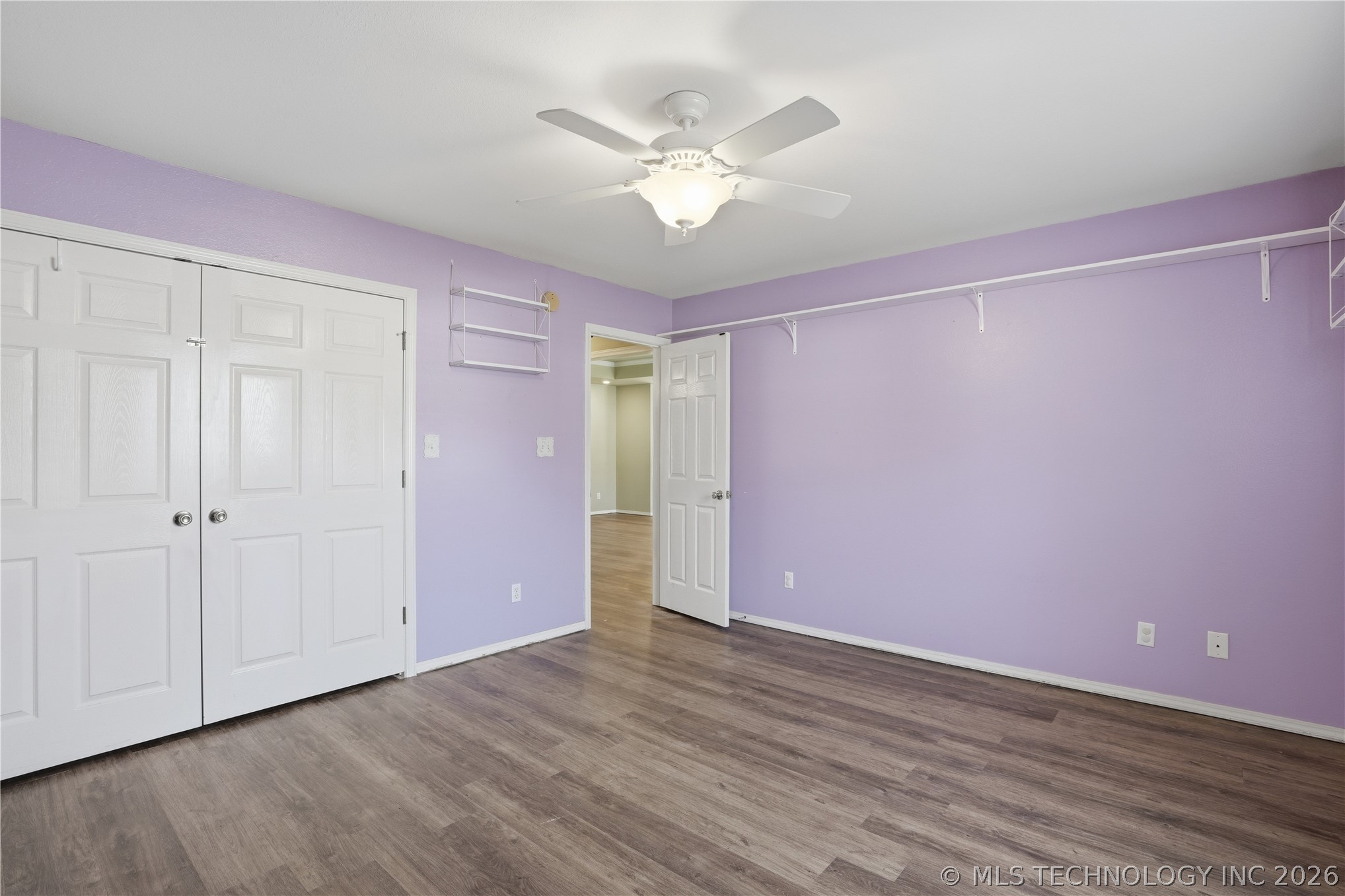 906 Kentucky Derby Drive Property Photo 11